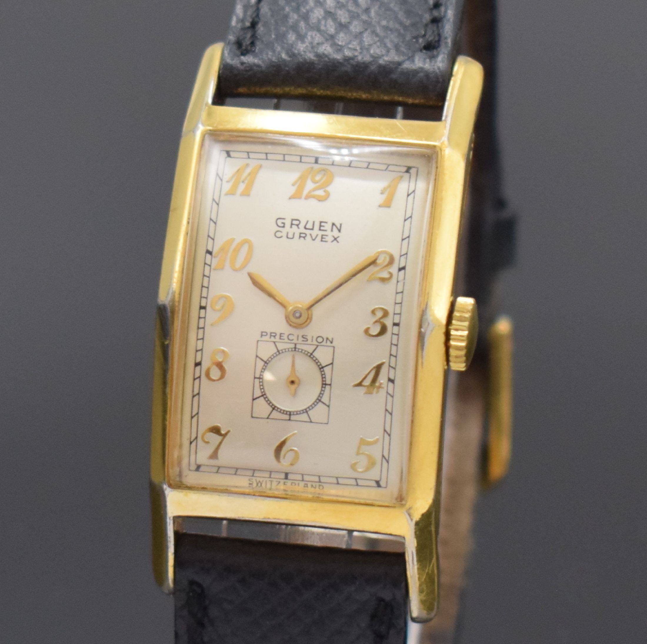 Detail a: GRUEN Curvex Precision Armbanduhr, Handaufzug, Schweiz für USA 1940er Jahre, 2- teil. 10k Gold Filled Geh., Boden aufgedr., silb. Zifferbl. m. arab. ...