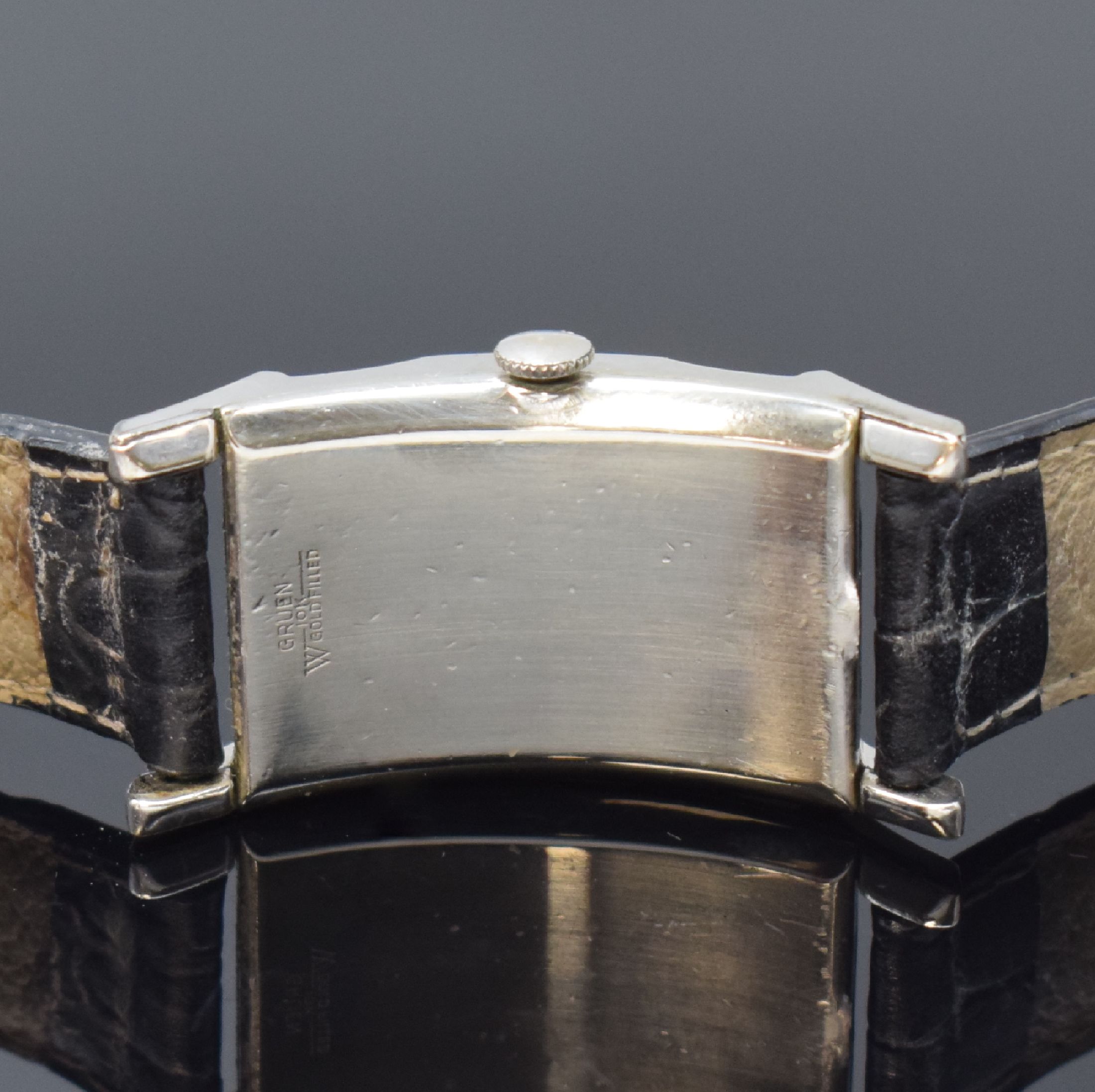 Detail c: GRUEN Curvex Precision Armbanduhr, Handaufzug, Schweiz für USA 1940er Jahre, 2- teil. 10k Gold Filled Geh., Boden aufgedr., graues Zifferbl. rest., ...