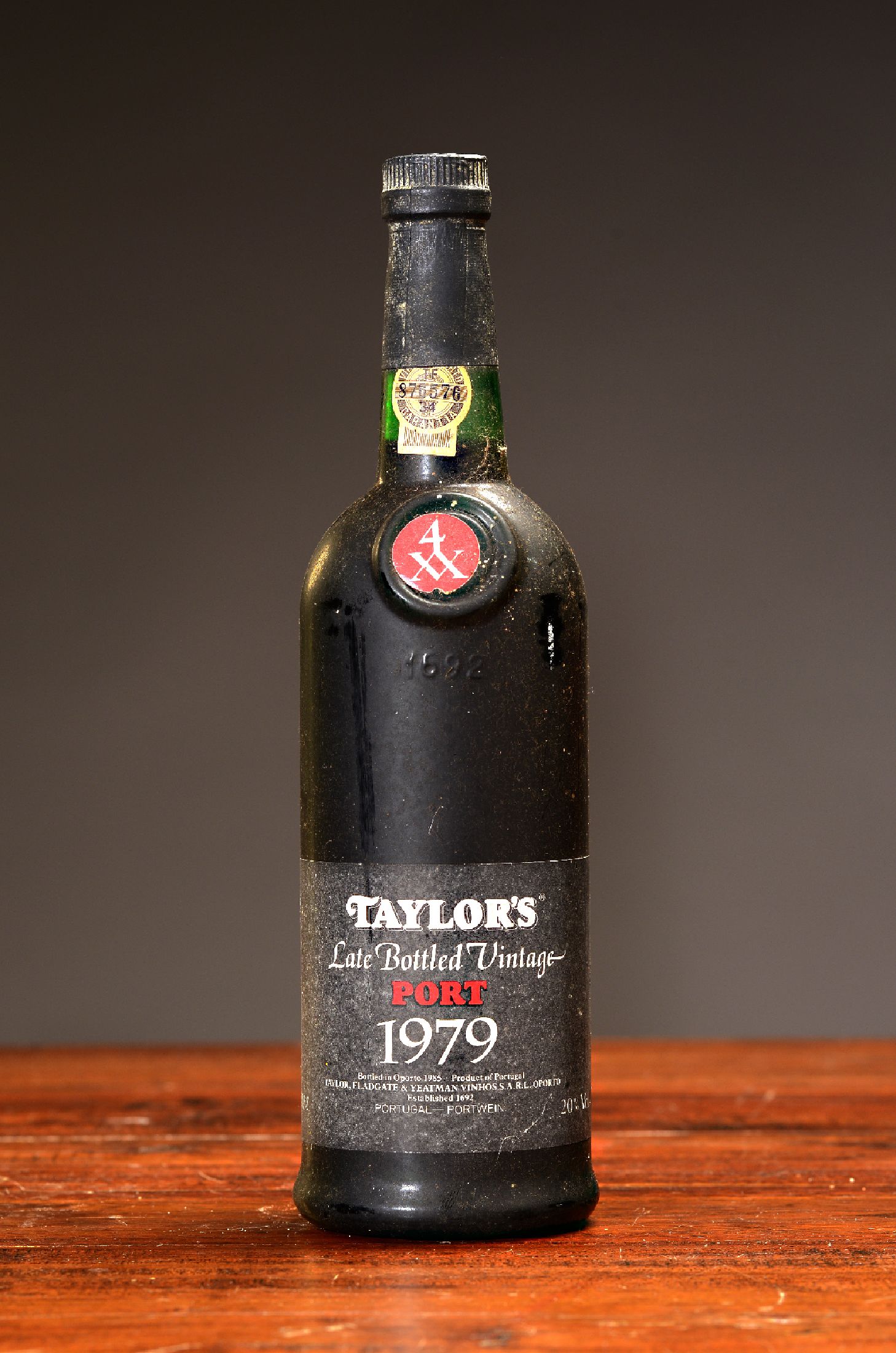 1 Flasche 1979 Taylor's Late Bottled Vintage Port, Taylor Fladgate & Yeatman, Portugal, ca. 70cl, 20%Vol.
