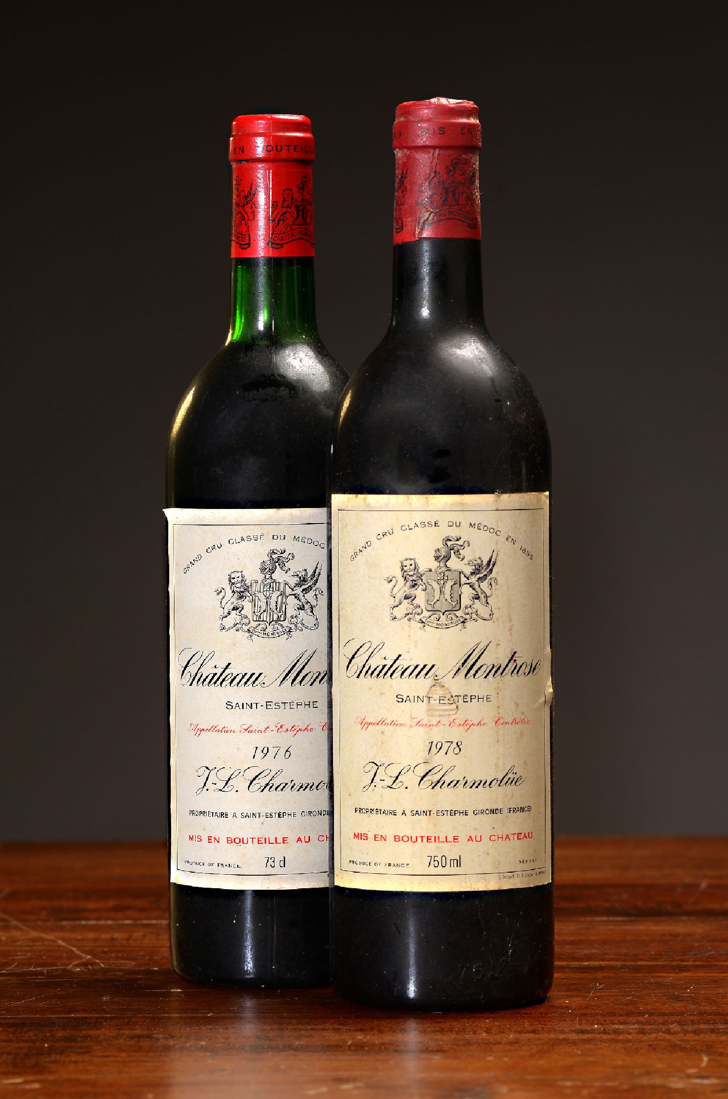 2 Flaschen Chateau Montrose 1976 und 1978, Grand Cru Classe, Saint-Estephe ca. 73 / 75cl, Upper Mid Shoulder