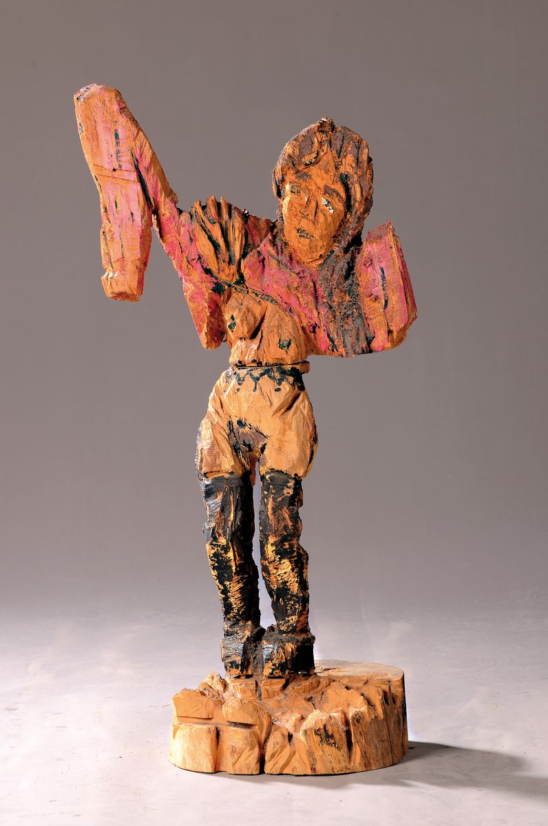 Unleserlich signiert, Doehler oder ähnlich, wohl 60er Jahre, Frauenakt, Kettensägenarbeit, bemalt, rückseitig signiert, H. ca. 83 cm