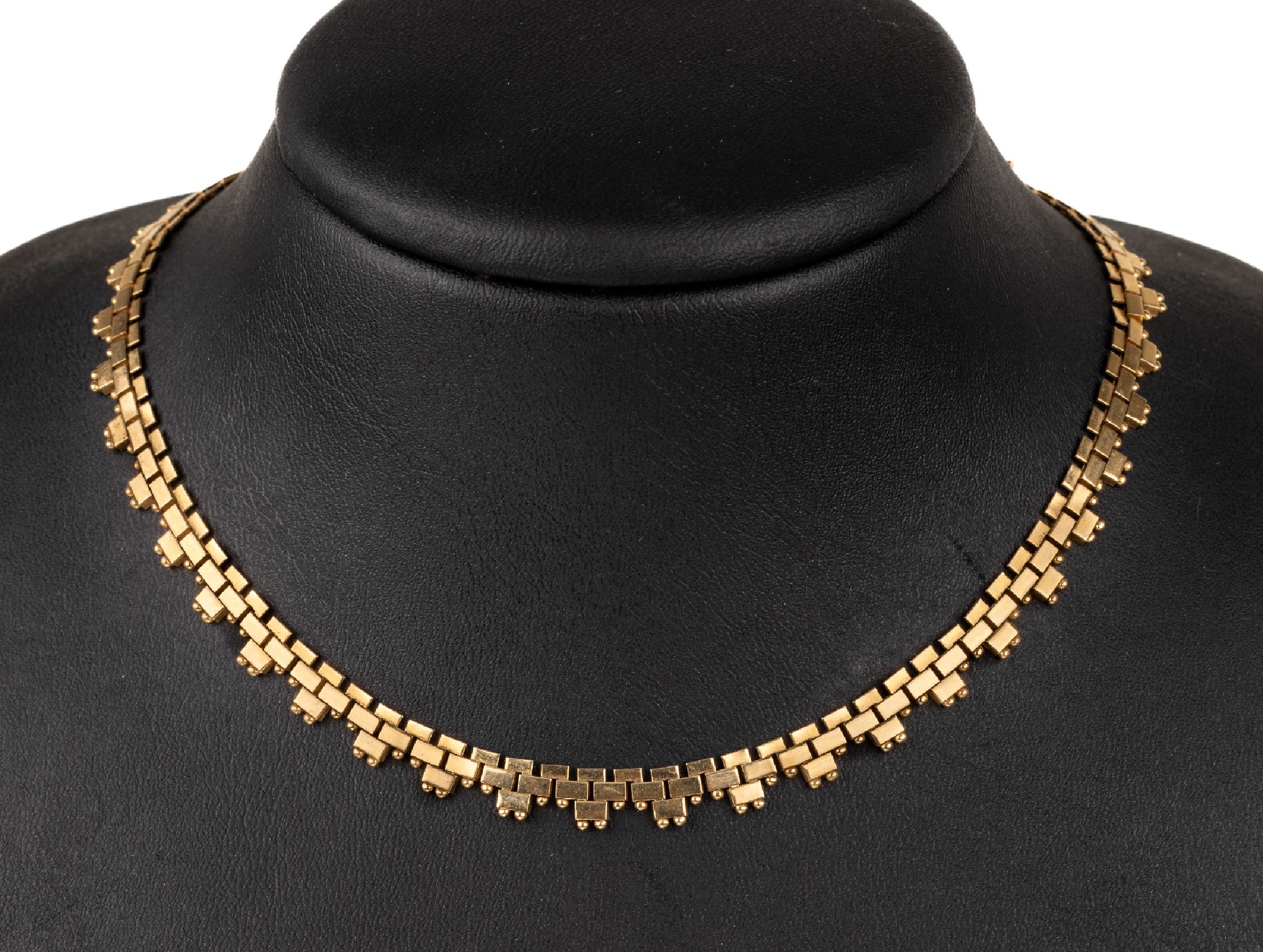 18 kt Gold Collier, GG 750/000, Backsteinoptik, L. ca. 43.5 cm, Kastenschloss mit Sicherheitsacht, ca. 22.0 g