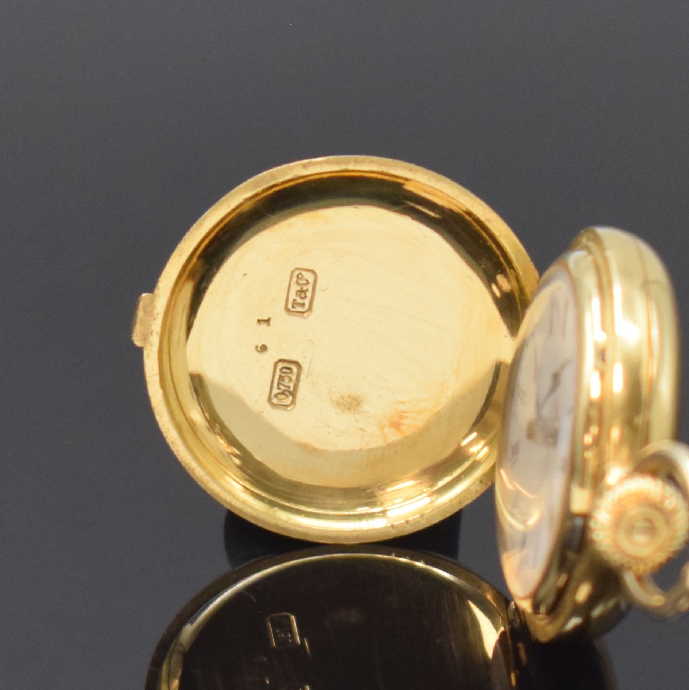 Detail a: TIFFANY & CO seltene kleine Damensavonette in GG 750/000, Schweiz für den US Markt um 1870, glattes 3 Deckel-Goldgeh., Geh.- u. Werknummer 30461, ...
