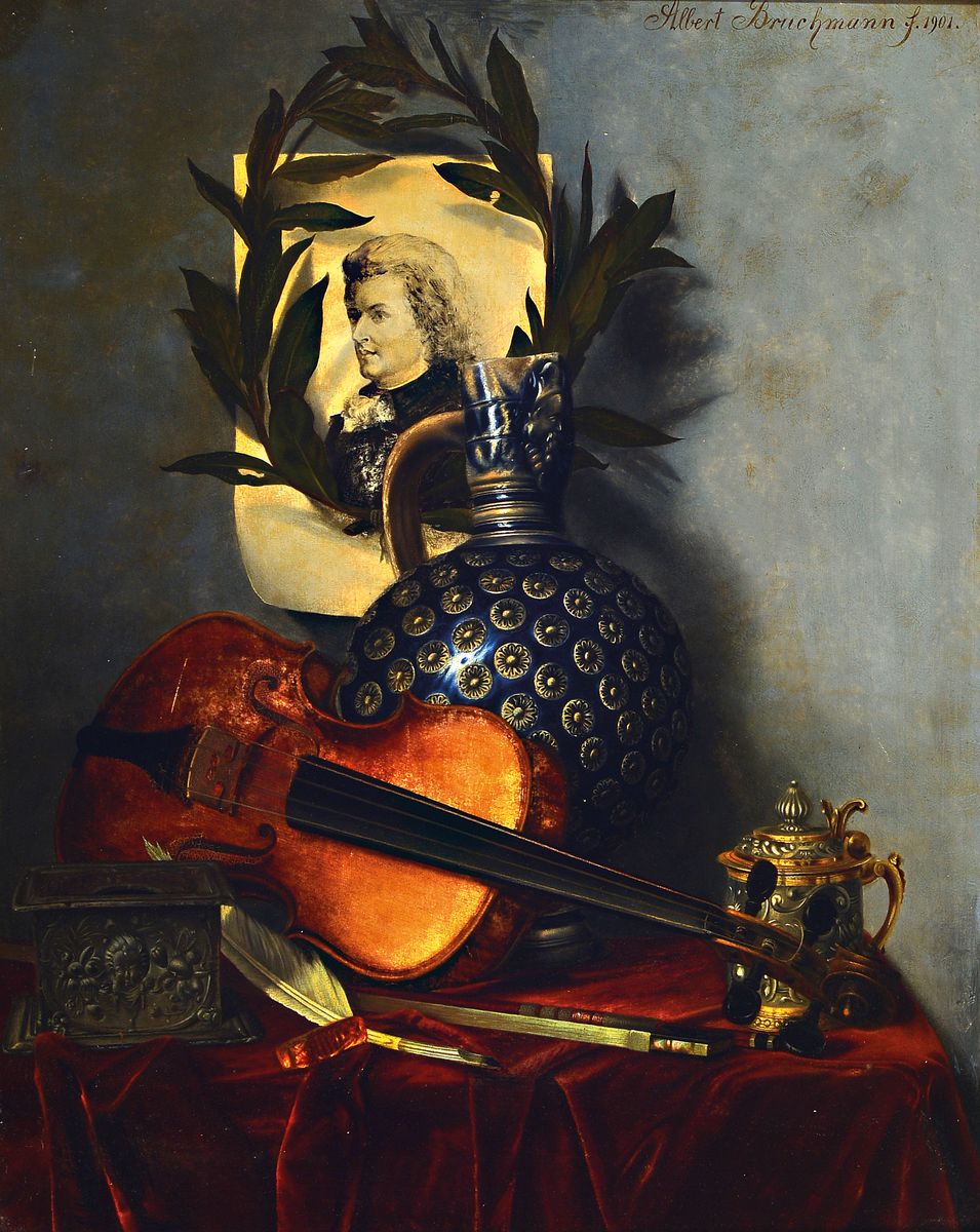 Albert Bruchmann, Künstler um 1900, Stillleben des Historismus, mit Zeichnung Mozarts im Lorbeerkranz, Westerwälder Bartmannkrug, Violine und zwei ...