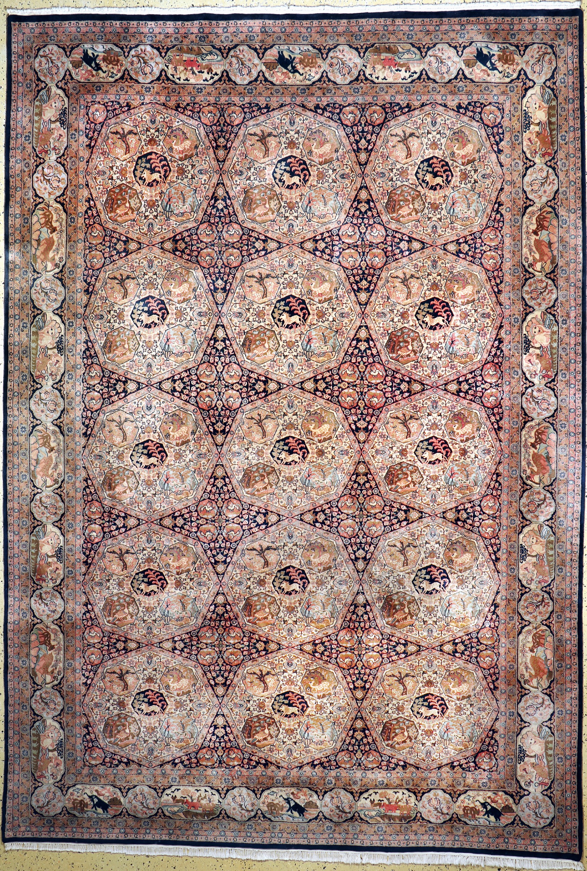 Sarogh Kork fein, Indien, ca. 40 Jahre, Korkwolle auf Baumwolle, ca. 360 x 250 cm, Reinigungsbedürftig, EHZ: 1-2