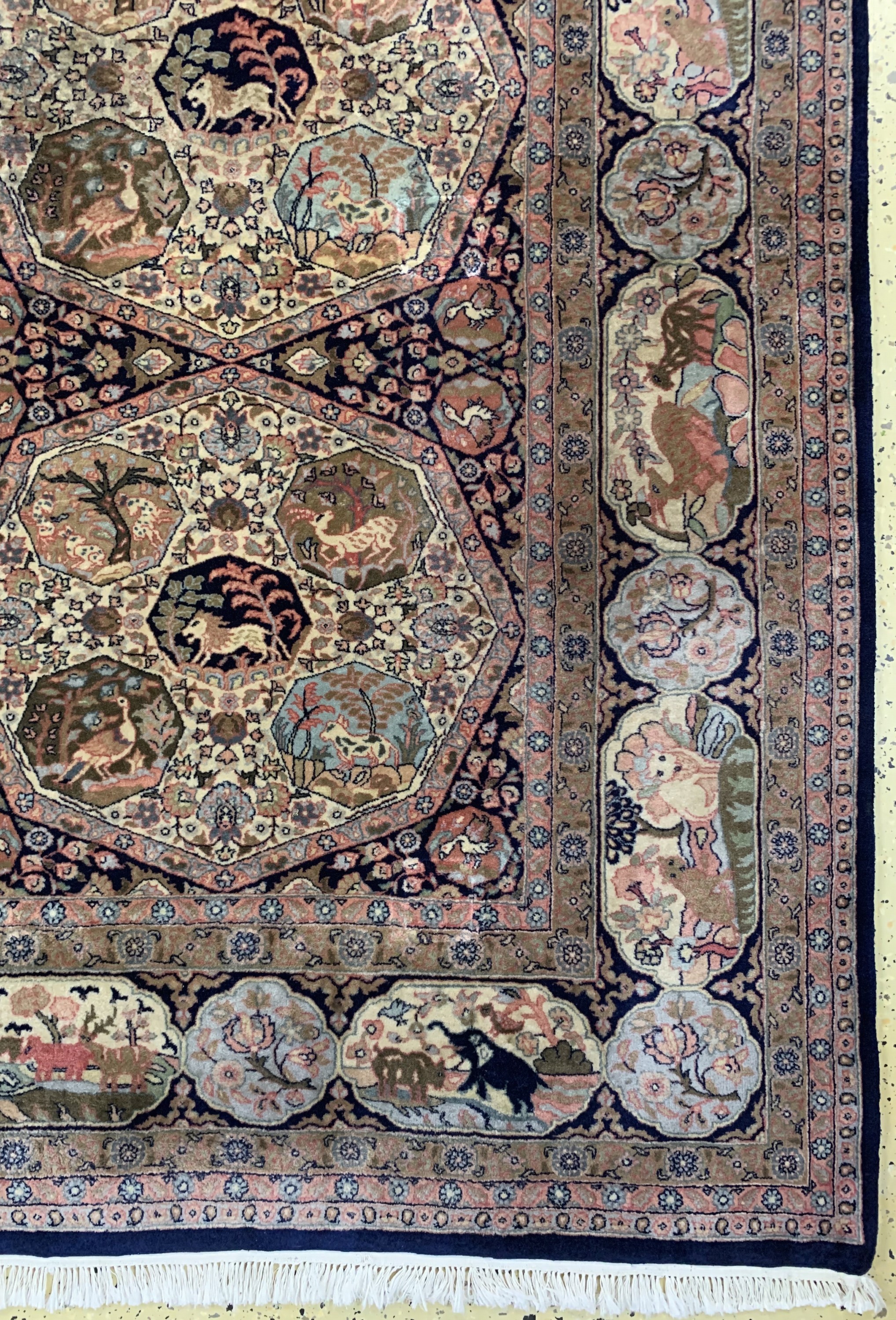 Detail a: Sarogh Kork fein, Indien, ca. 40 Jahre, Korkwolle auf Baumwolle, ca. 360 x 250 cm, Reinigungsbedürftig, EHZ: 1-2