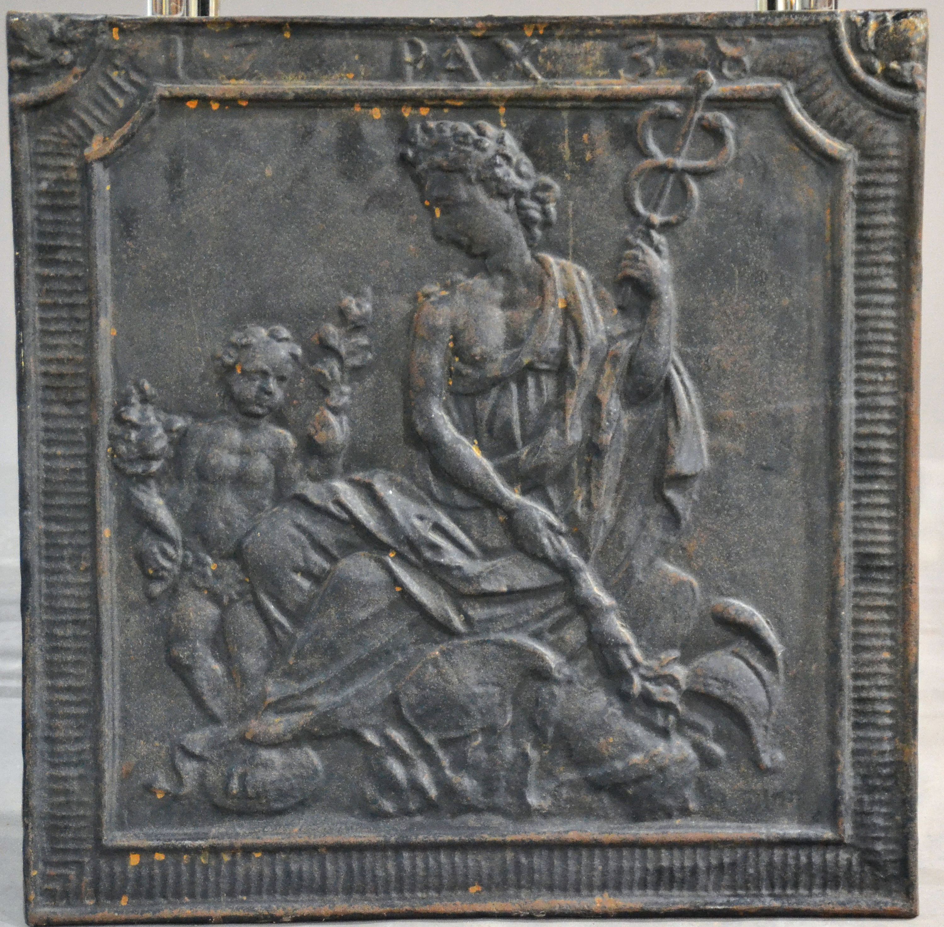 Kaminplatte/Ofenplatte, Saarland 1738, Halberghütte, Gußeisen, Allegorie, "Der Frieden", die Allegorie bezieht sich auf den Wiener ...
