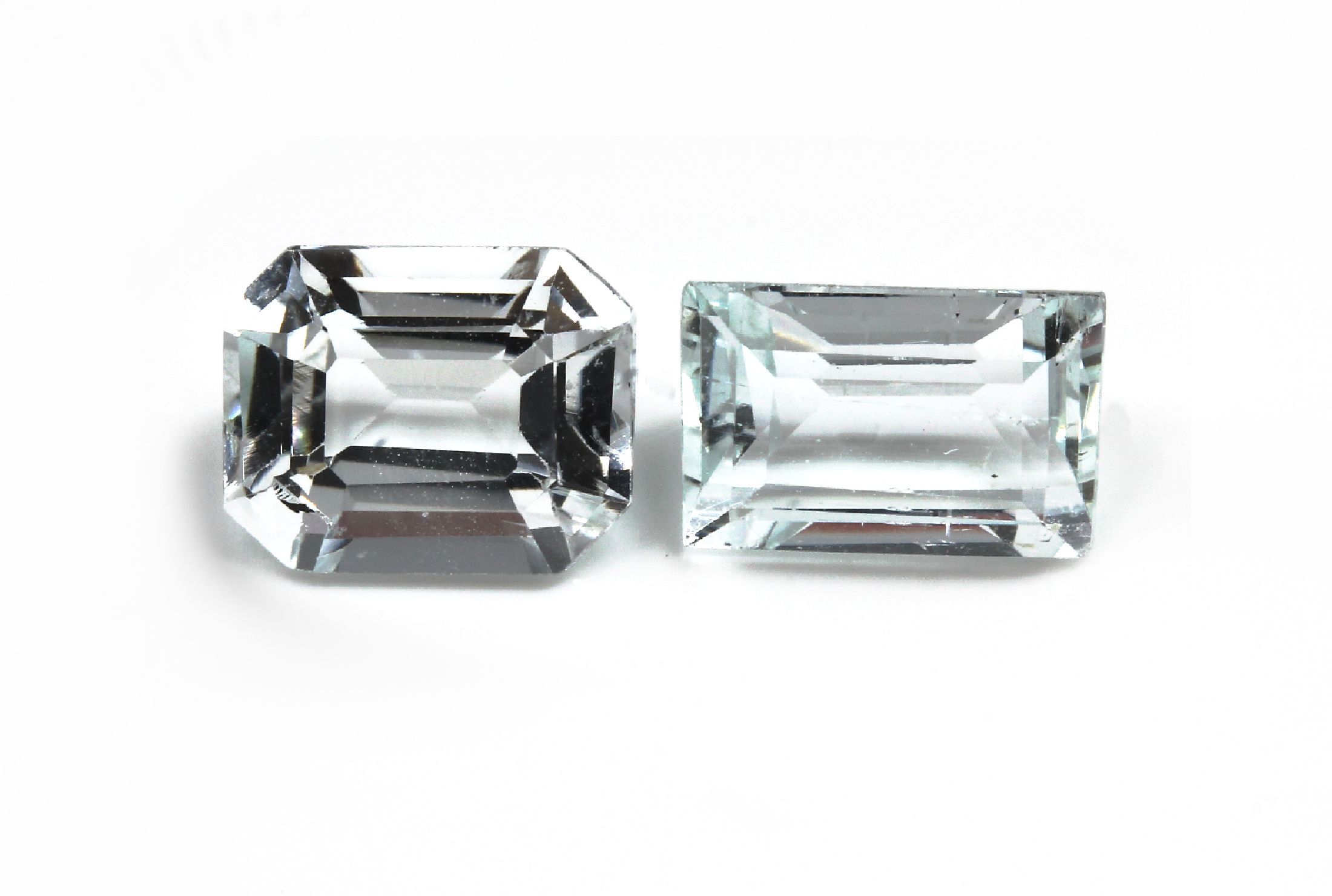 Detail a: Lot lose Aquamarine, zus. ca. 86.7 ct, versch. Schliffformen und Größen