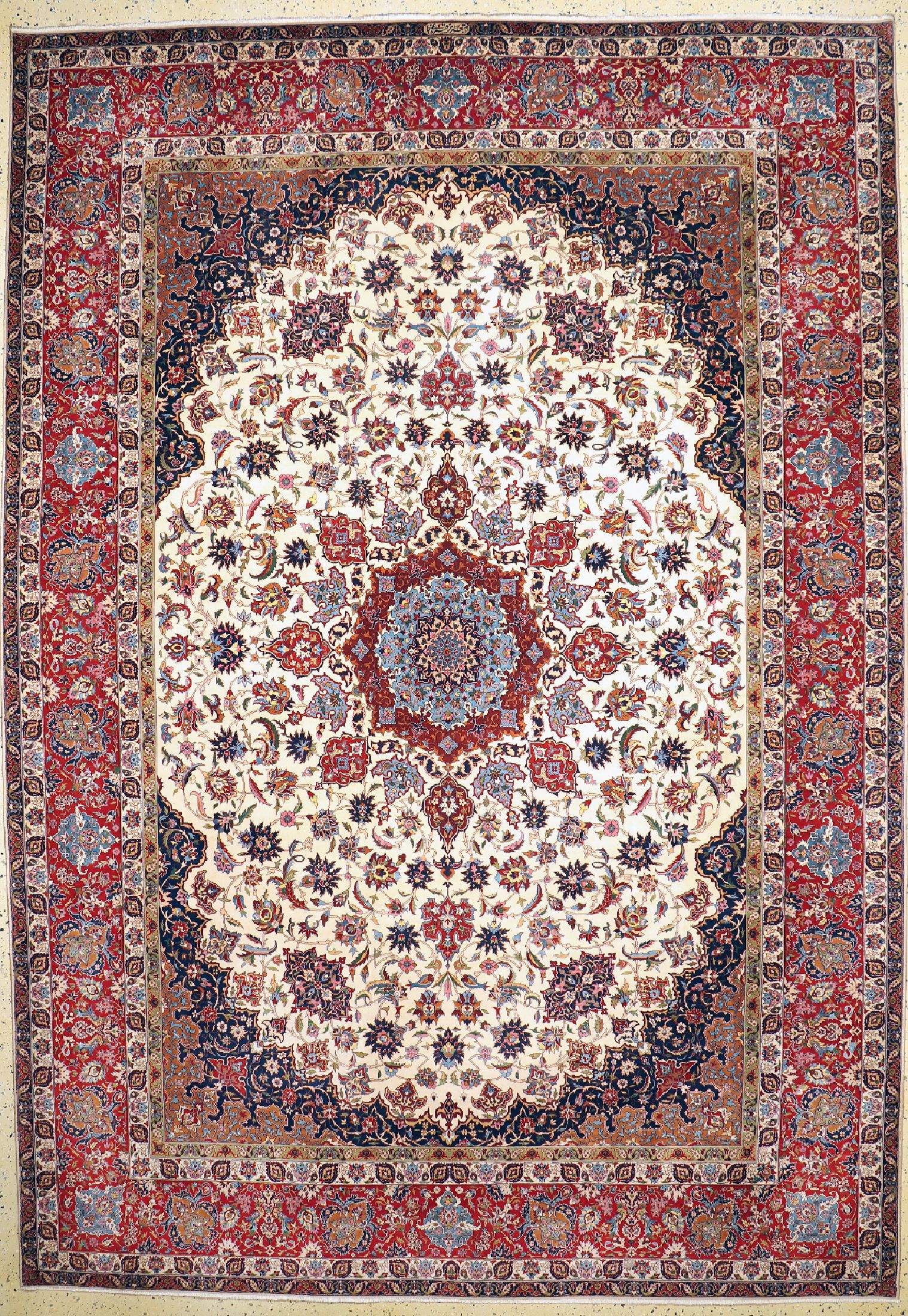 Täbriz fein alt Persien, signiert(Gharabaghi), um 1960, Korkwolle auf Baumwolle, ca. 386 x 268 cm, ca. 650.000 Kn/qm, gereinigt, EHZ: 1-2