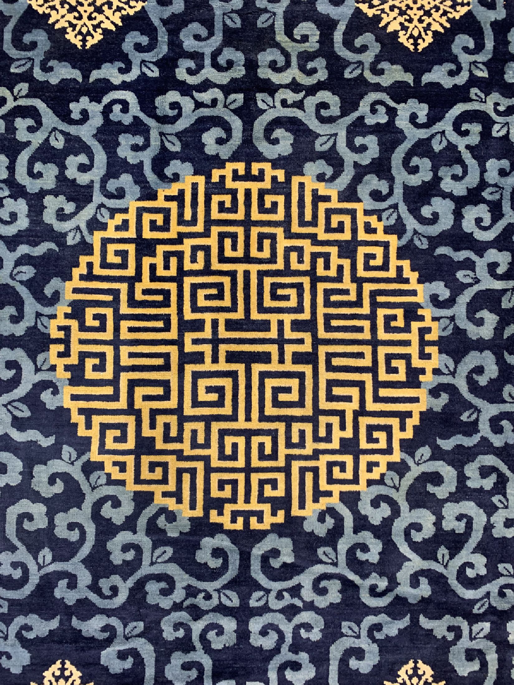 Detail c: Antiker Peking, signiert, China, um 1910/1920, Wolle auf Baumwolle, ca. 334 x 251 cm, EHZ: 2