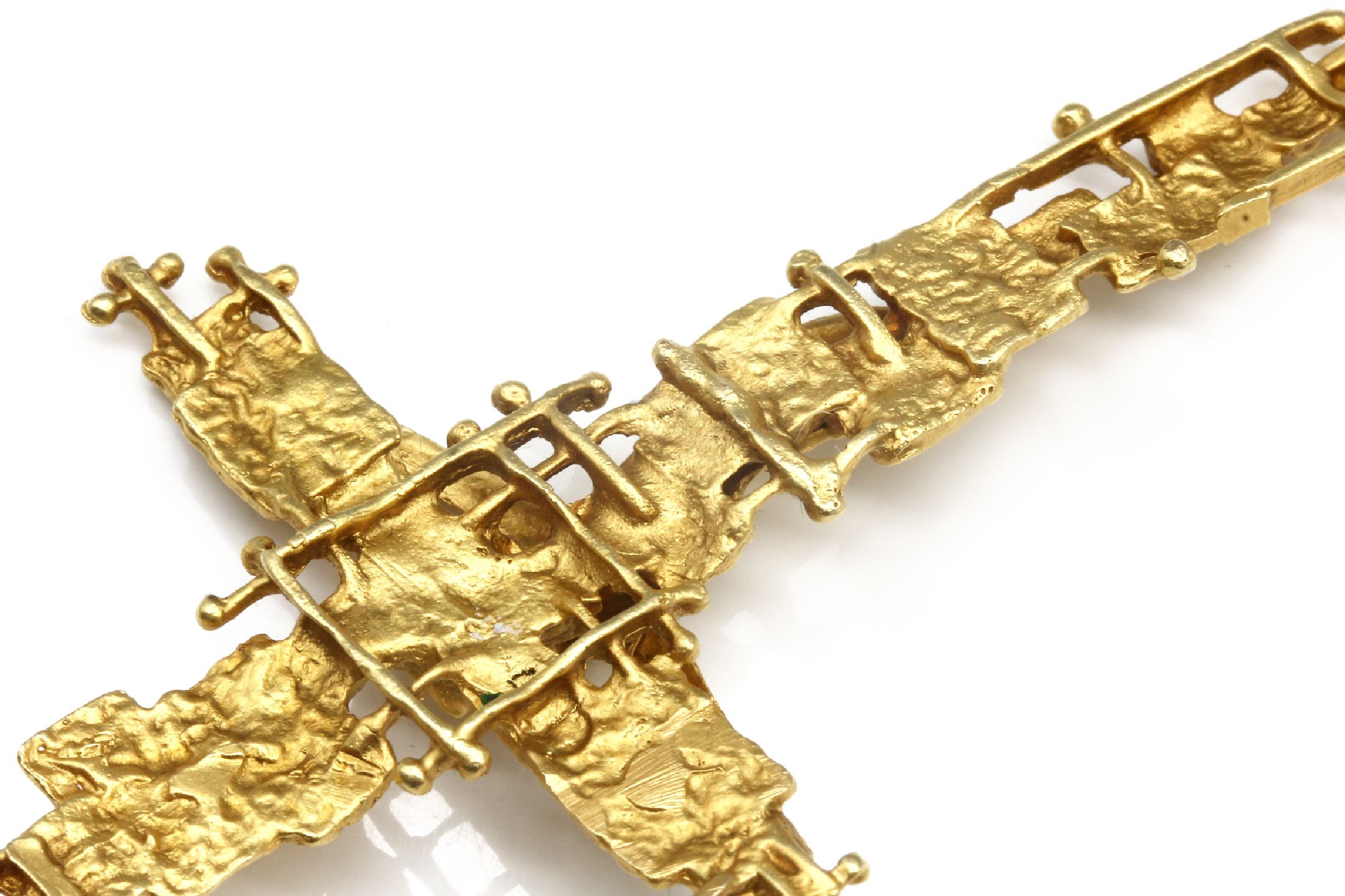 Detail d: 18 kt Gold Kreuzanhänger, GG 750/000, moderne Interpretation eines Kruzifix, ca. 9.5x 5 cm, ca. 22.7 g