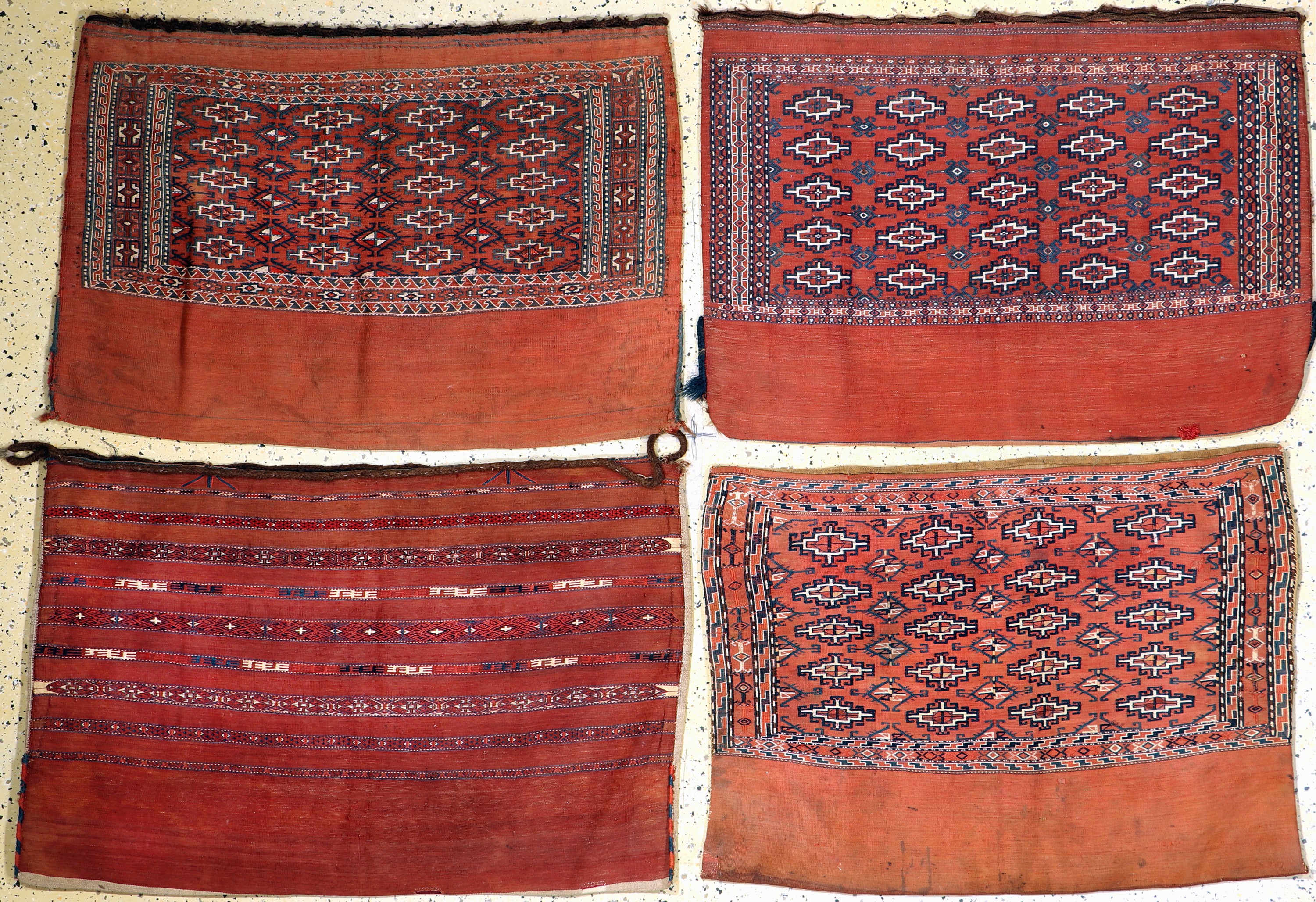 4 Lots Djowal, Turkmenistan, um 1950/1960, Wolle auf Wolle, ca. 120 x 80 cm, EHZ: 3
