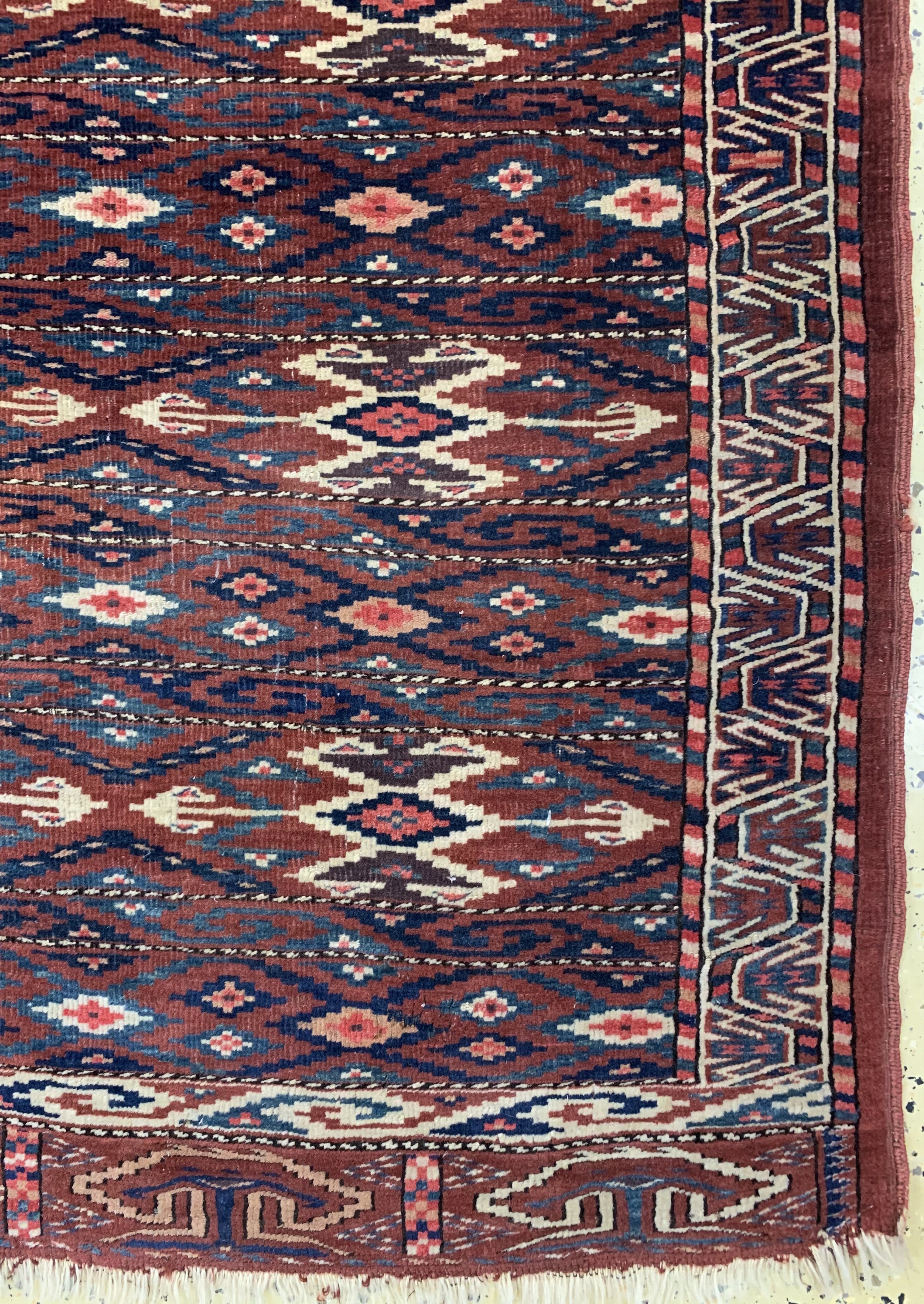 Detail a: Antiker Yomud, Turkmenistan, um 1900, Wolleauf Wolle, ca. 255 x 148 cm, EHZ: 4