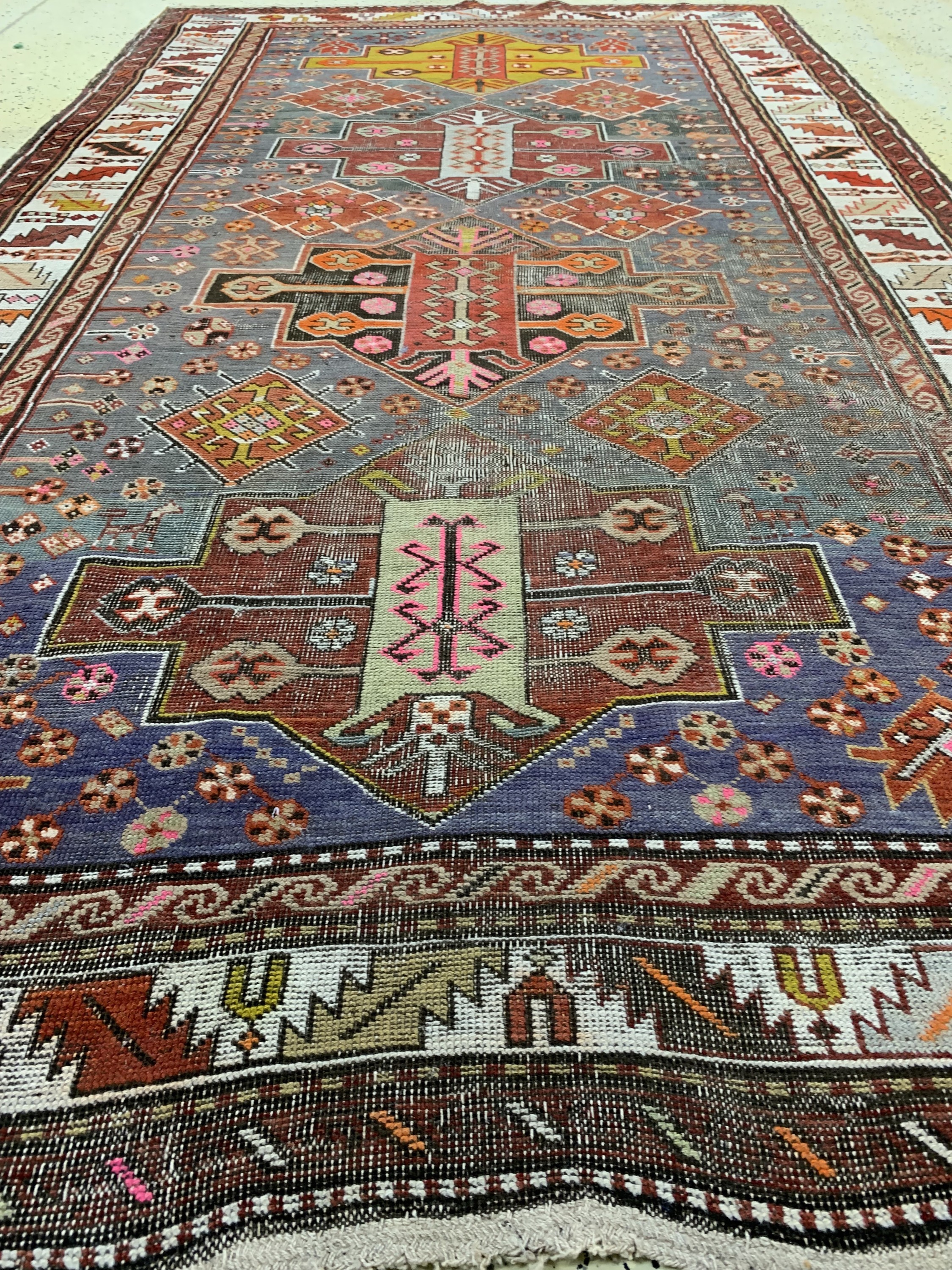 Detail d: Antiker Kazak, Kaukasus, um 1900, Wolle aufWolle, ca. 270 x 156 cm, EHZ: 4