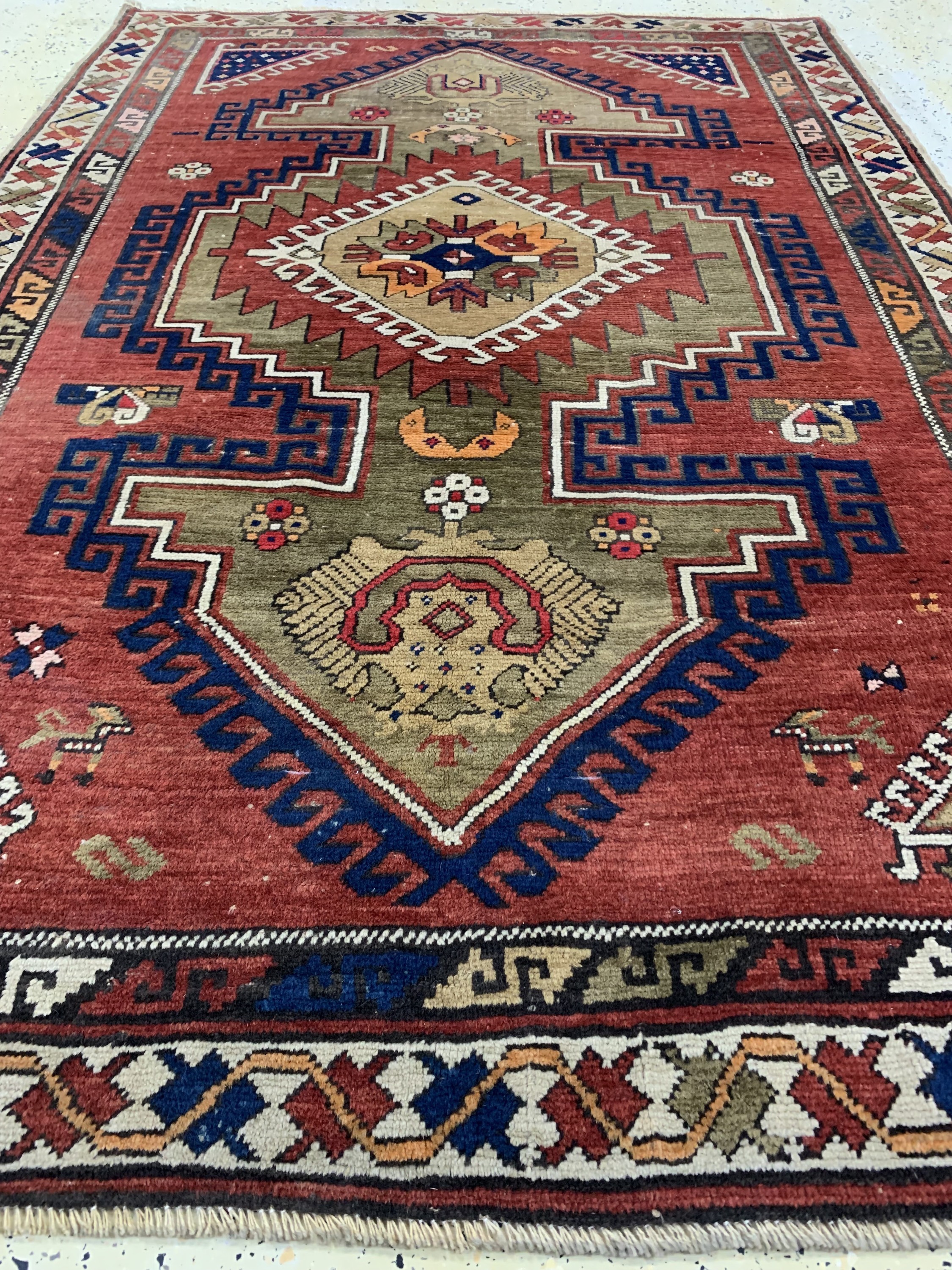 Detail d: Kazak antik, Kaukasus, um 1900, Wolle auf Wolle, ca. 210 x 143 cm, EHZ: 3