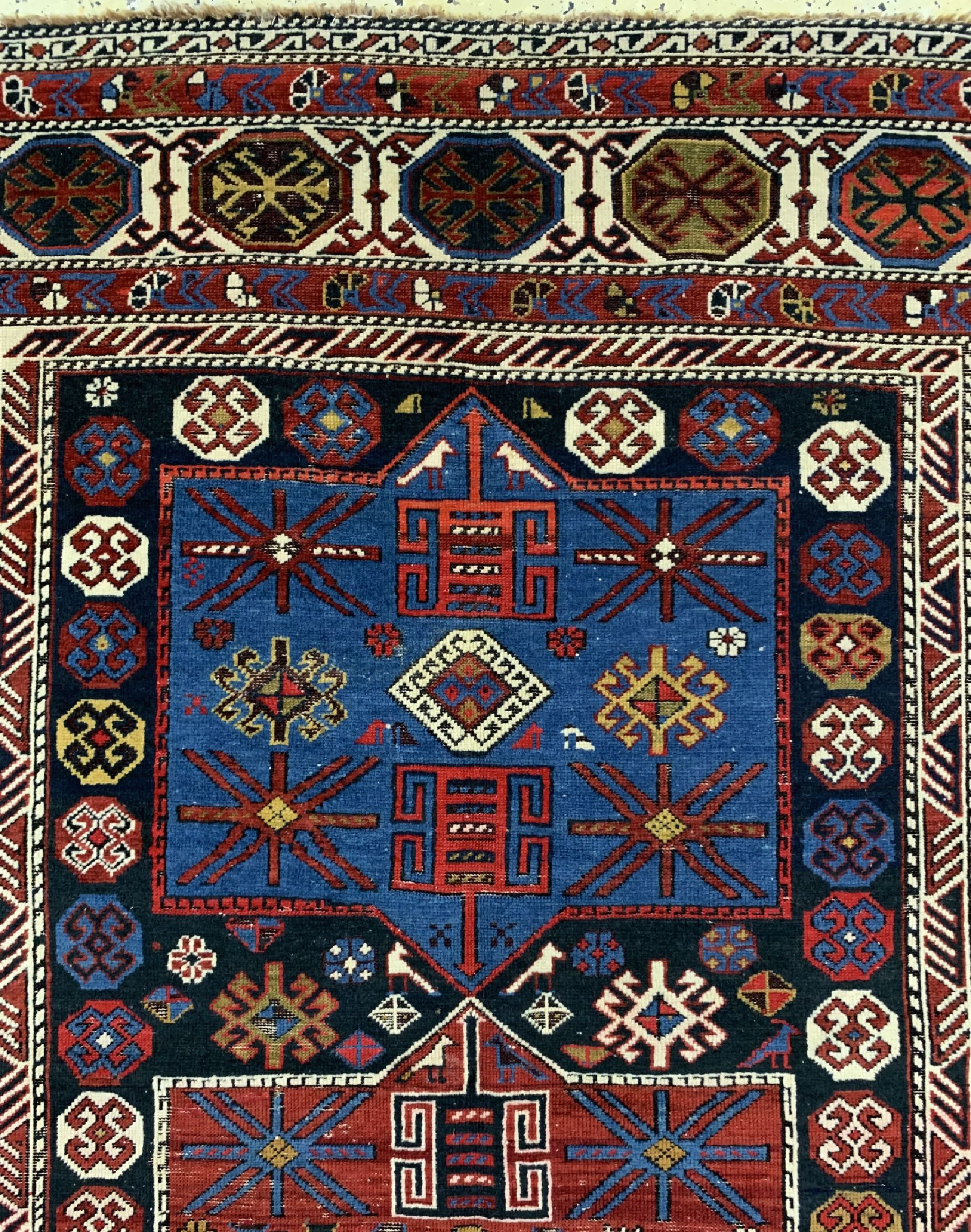 Detail d: Baku-Schirwan antik, Kaukasus, um 1900, Wolle auf Wolle, ca. 275 x 142 cm, EHZ: 3(restauriert).Azerbaidjanische - Kaukasische Teppiche Sammlung ...