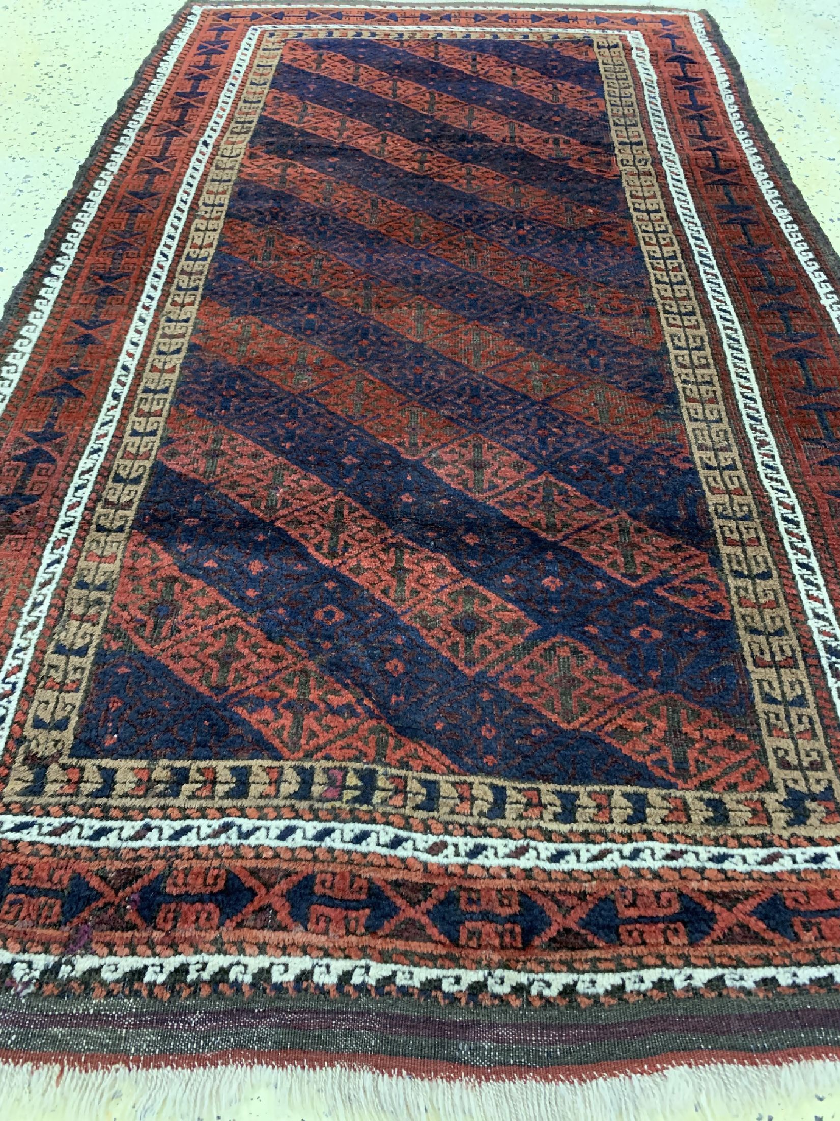 Detail d: Belutsch antik, Persien, um 1900, Wolle aufWolle, ca. 180 x 105 cm, EHZ: 2-3 restauriert