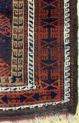 26723580a - Baloch antique, Persia, around 1900, Wolle aufWolle, approx. 180 x 105 cm, condition: 2-3 restauriert. Antique, old and decorative collector Orientalrugs, Carpets, Textiles and Flatweaves