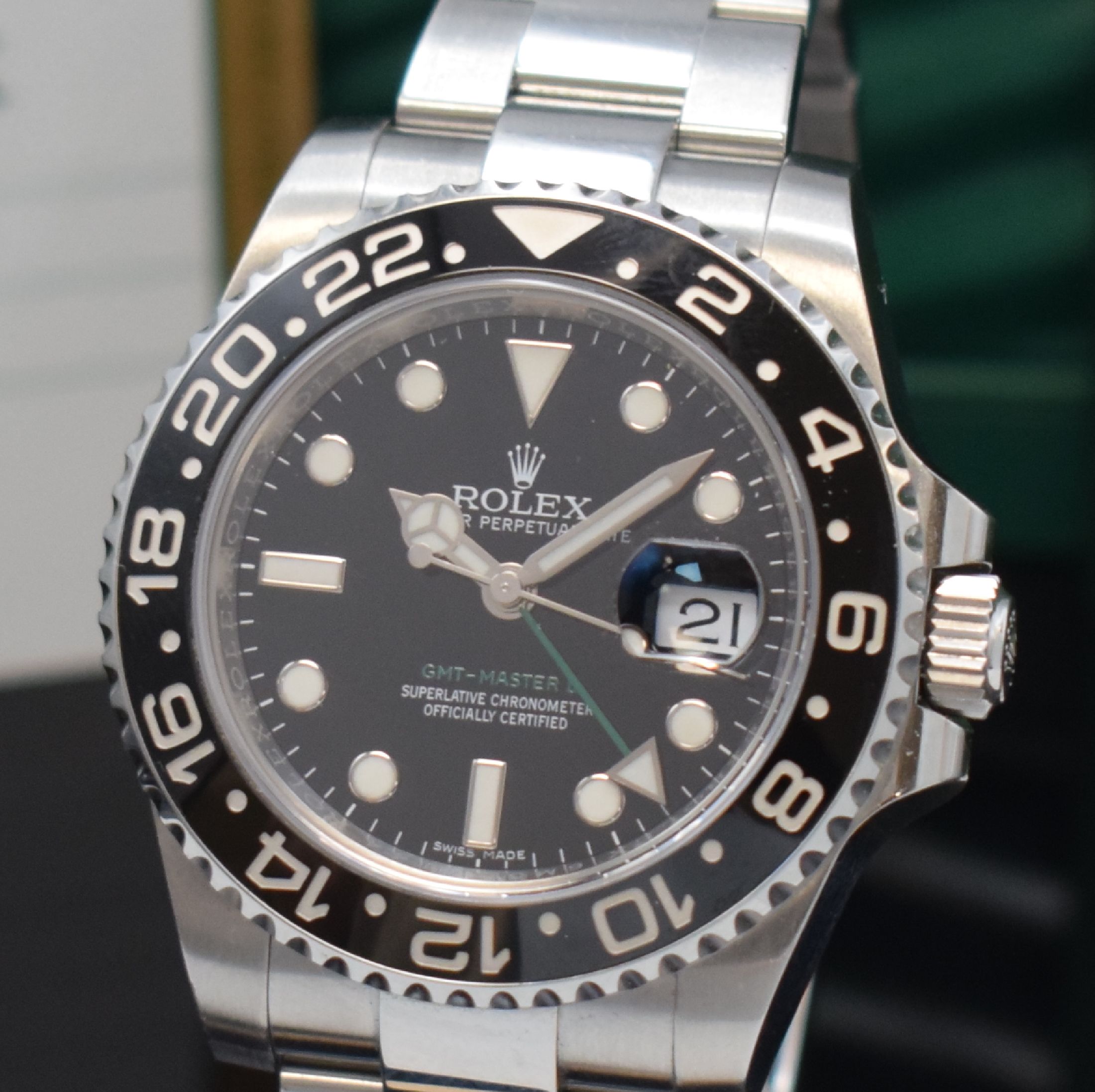 Detail a: ROLEX Herrenarmbanduhr Oyster Perpetual Date GMT-Master II Referenz 116710LN, Automatik, Random-Serie, LC 100, Chronometer der Superlative in ...