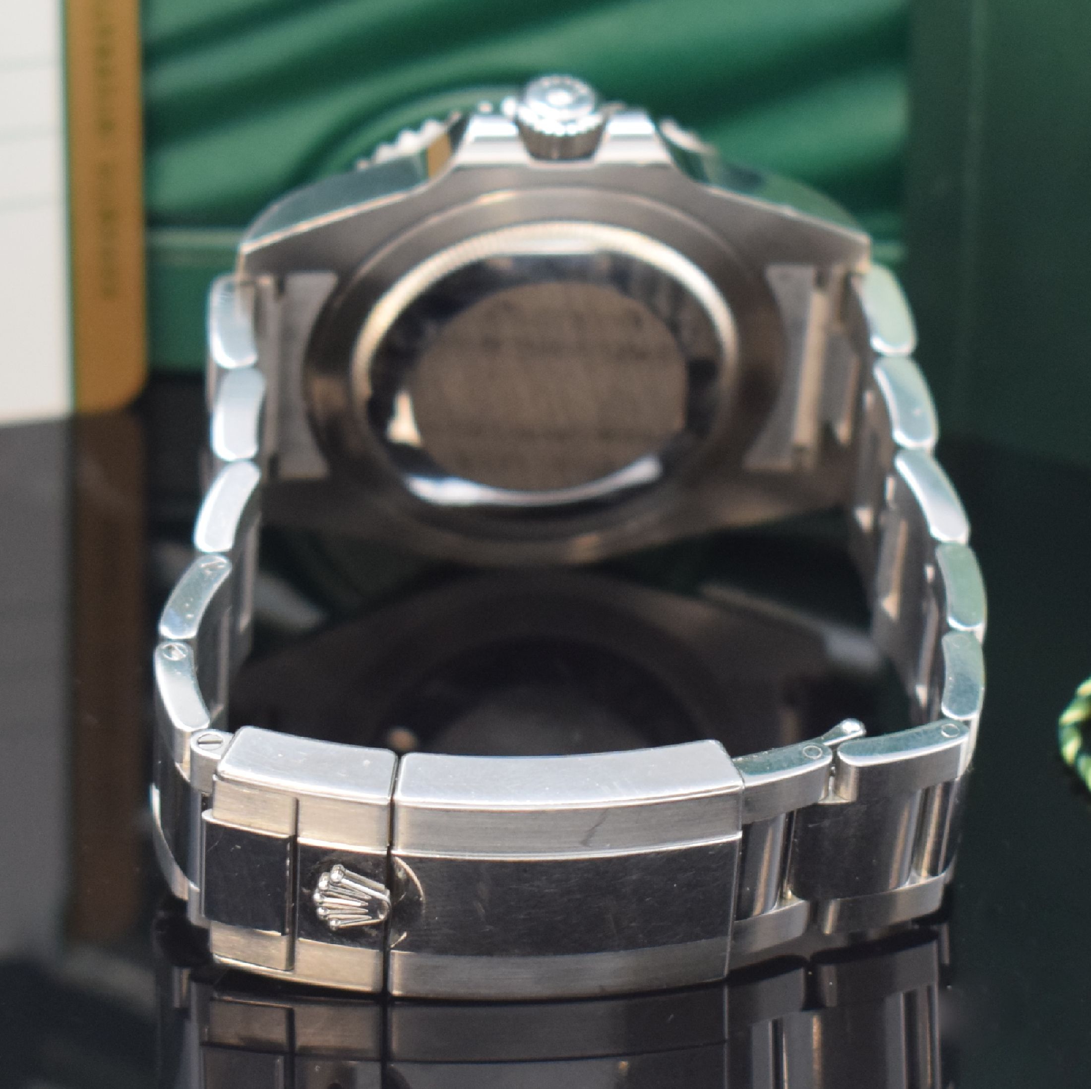 Detail b: ROLEX Herrenarmbanduhr Oyster Perpetual Date GMT-Master II Referenz 116710LN, Automatik, Random-Serie, LC 100, Chronometer der Superlative in ...