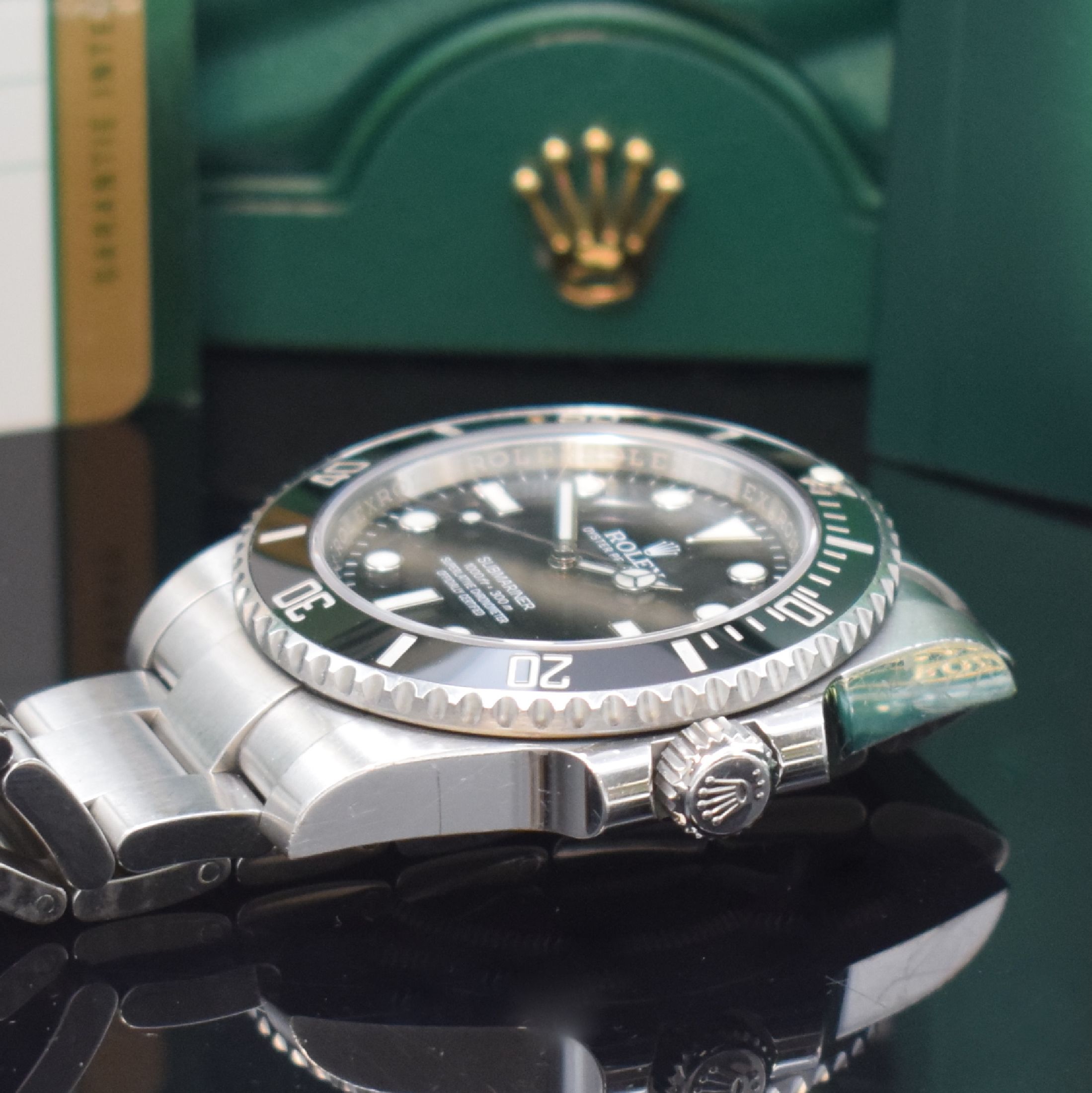 Detail c: ROLEX Herrenarmbanduhr Oyster Perpetual Submariner Referenz 114060, Automatik, LC 100, Chronometer der Superlative in Edelstahl inkl. Oysterband m. ...