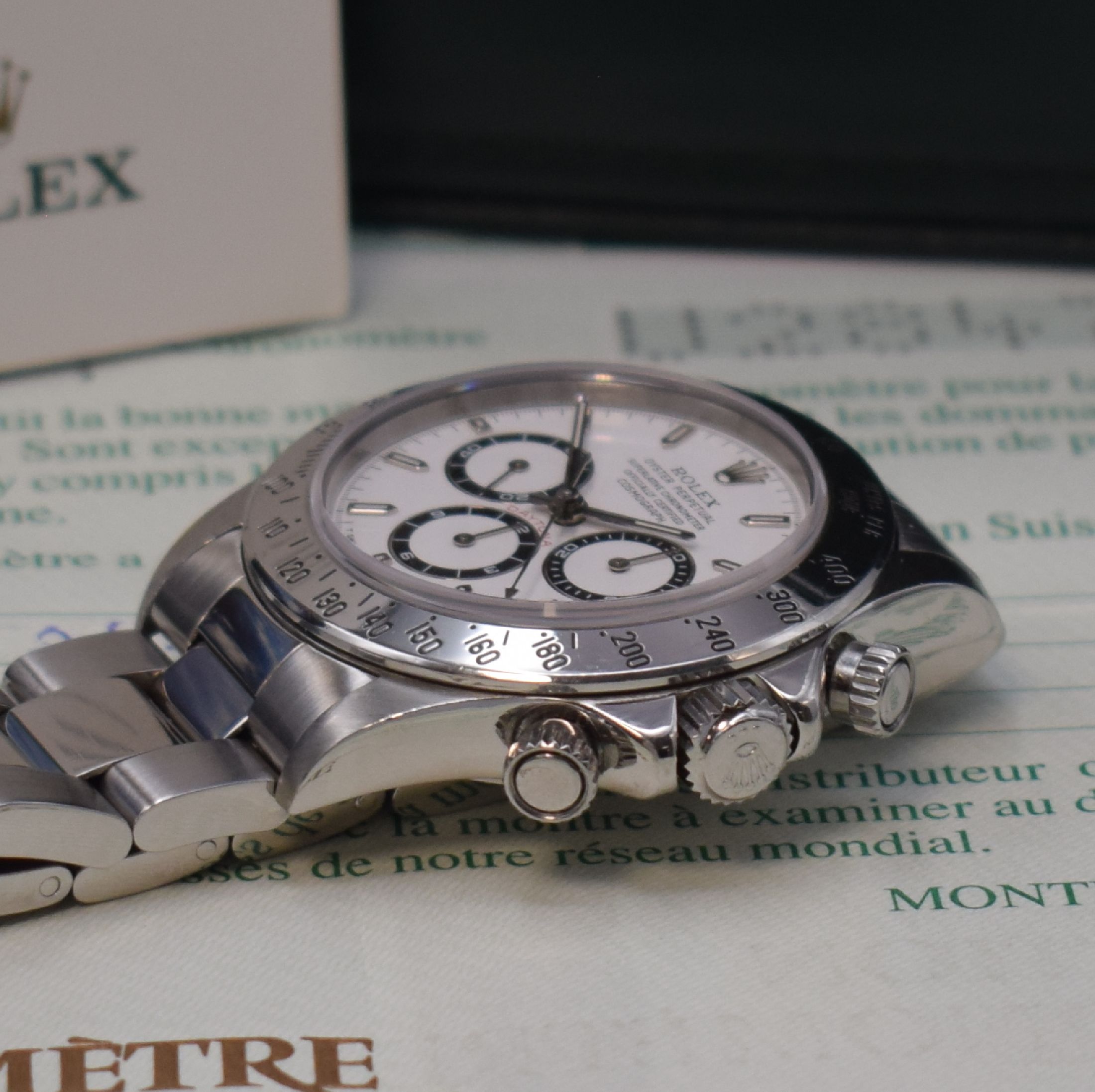 Detail c: ROLEX Herrenarmbanduhr Oyster Perpetual Cosmograph Daytona Referenz 16520, U-Serie, LC 137, Chronometer der Superlative in Edelstahl inkl. ...