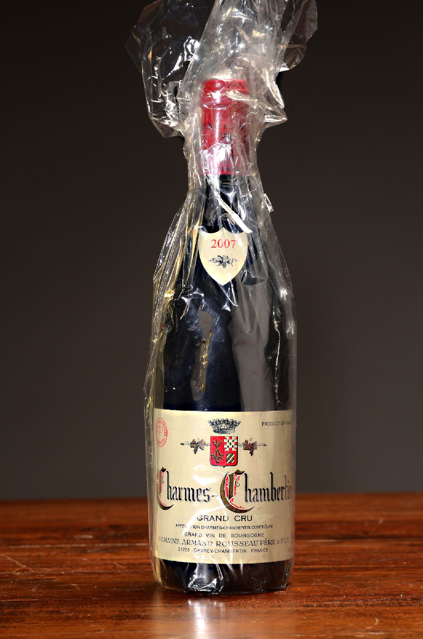 1 Flasche 2007 Domaine Armand Rousseau Pere etFils, Charmes Chambertin Grand Cru, ca. 75cl, 13,5% Vol., Füllniveau 0,8 cm, guter Zustand