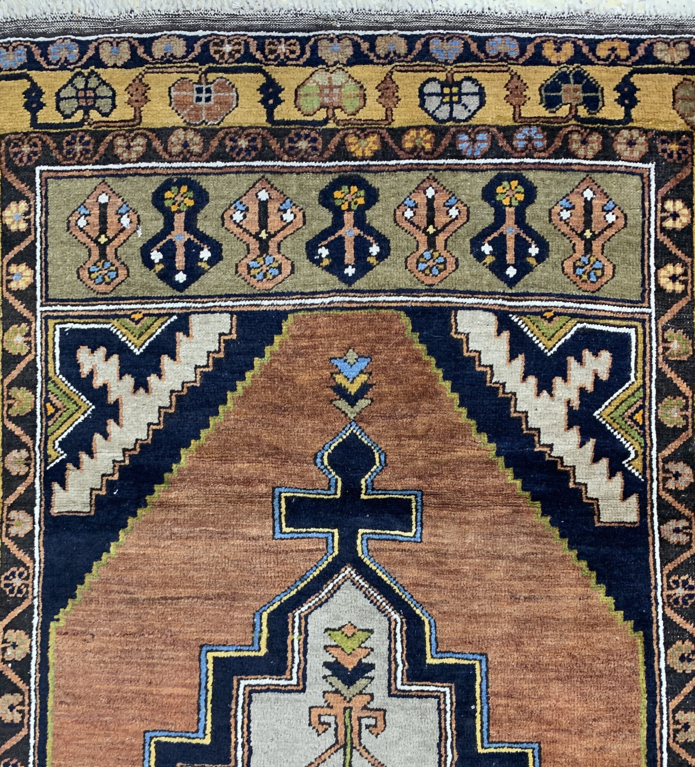 Detail c: Yahyali alt, Türkei, um 1940, Wolle auf Wolle, ca. 190 x 99 cm, EHZ: 2