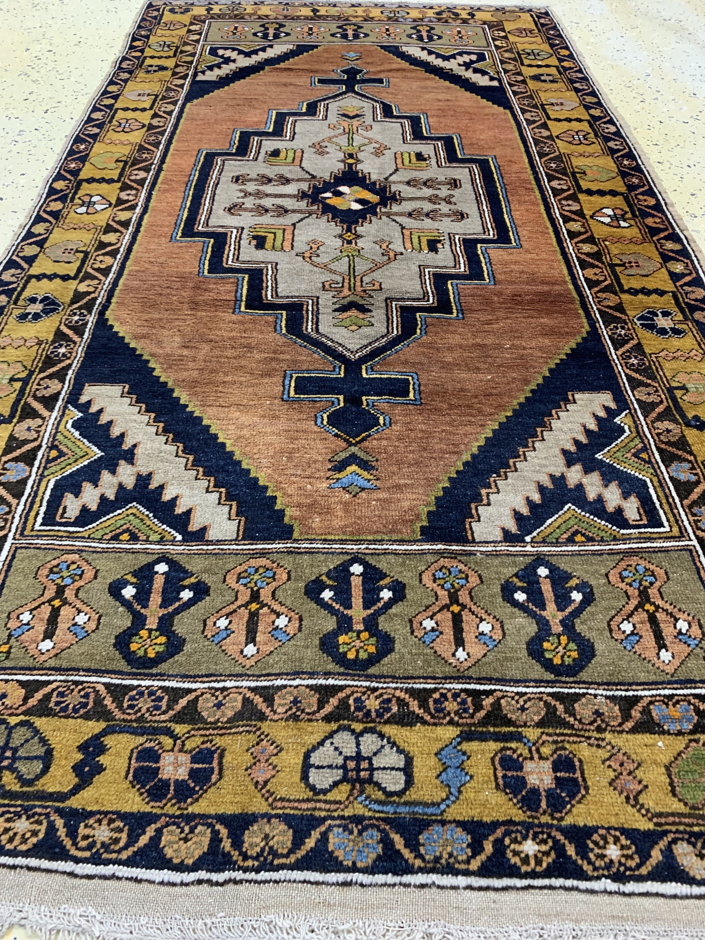 Detail d: Yahyali alt, Türkei, um 1940, Wolle auf Wolle, ca. 190 x 99 cm, EHZ: 2