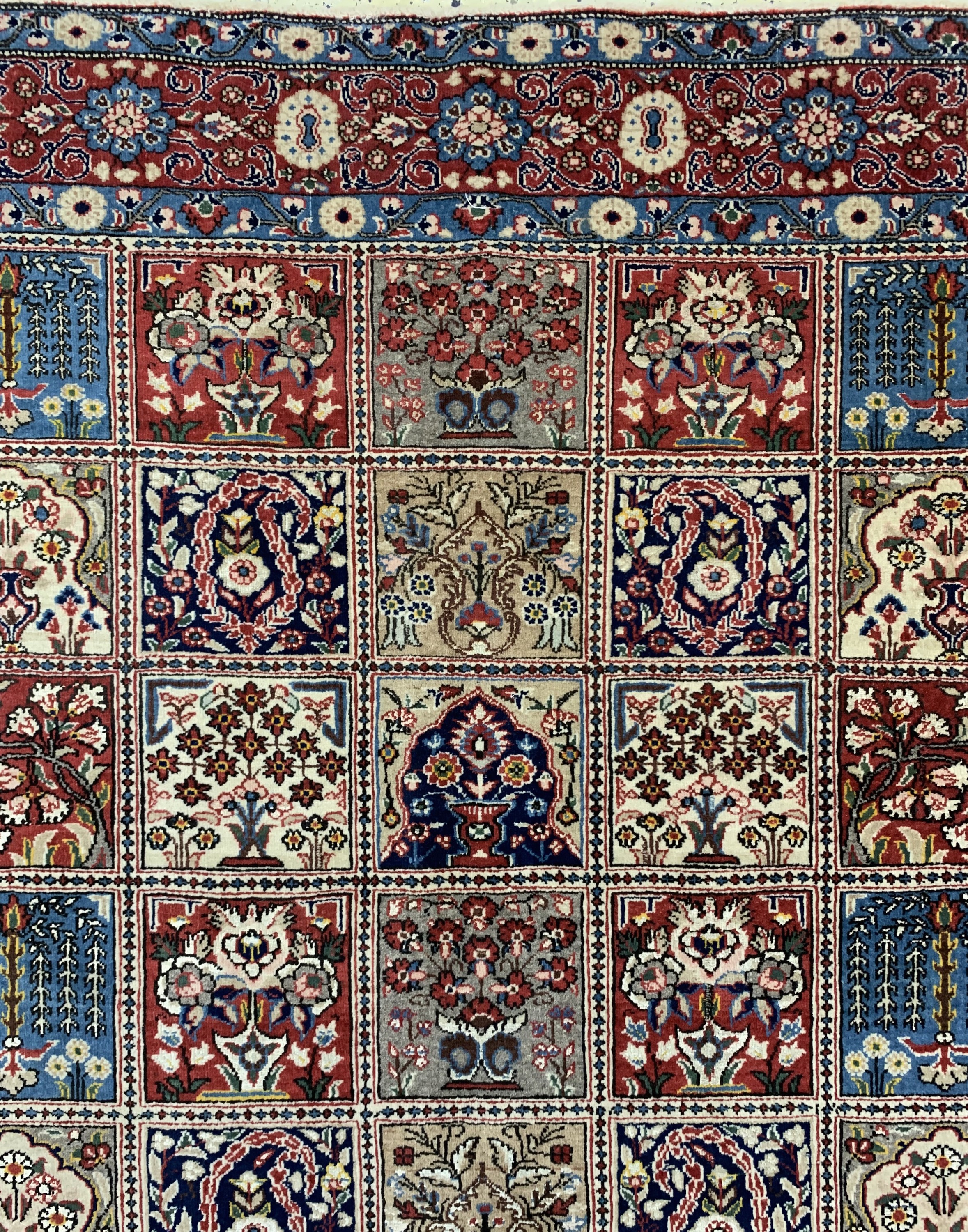 Detail b: Ghom Kork, Persien, ca. 60 Jahre, Korkwollemit Seide, ca. 203 x 140 cm, gereinigt, EHZ: 1-2