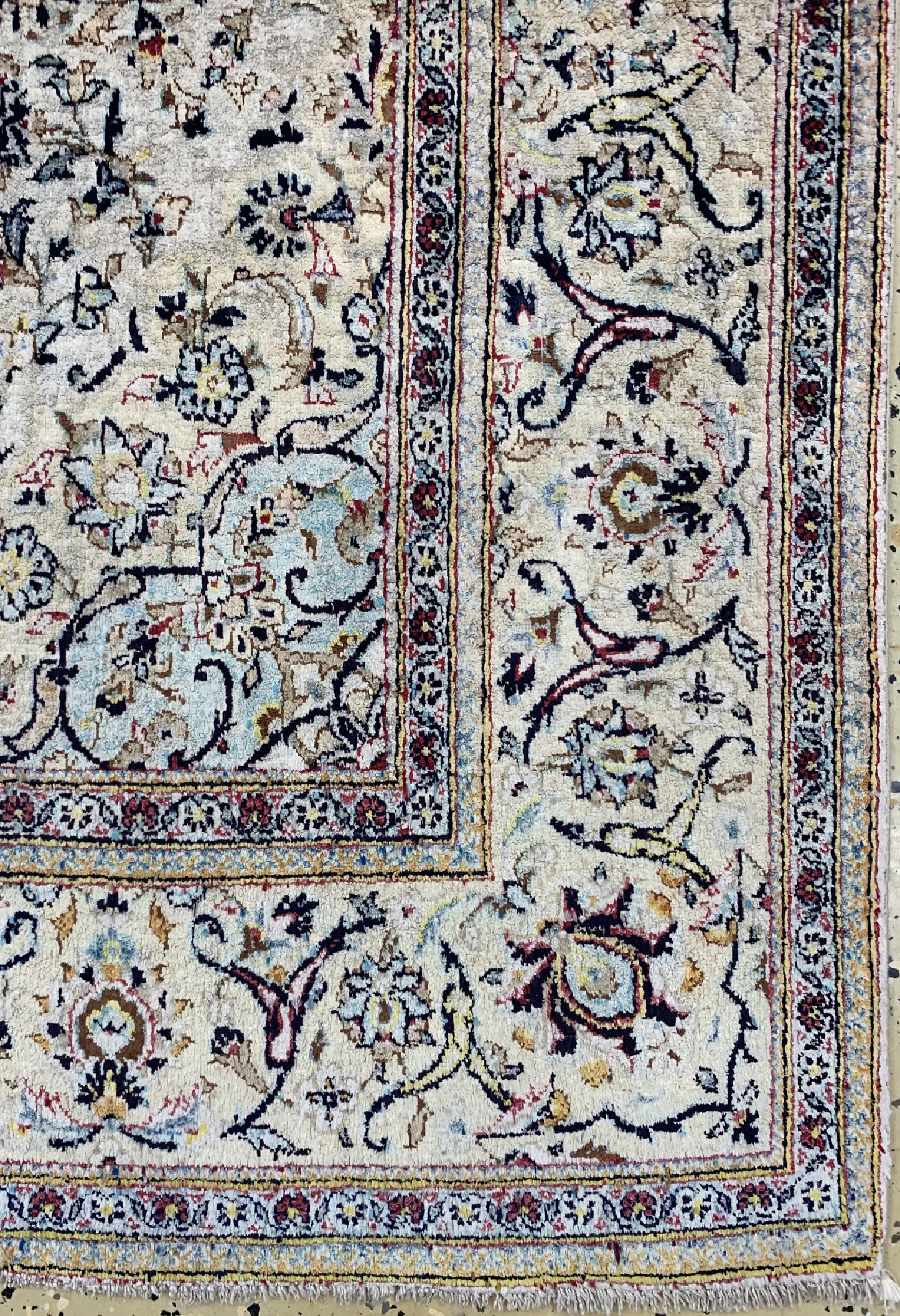 Detail a: Seiden Keschan alt, Persien, um 1950, reineNaturseide, ca. 220 x 133 cm, gereinigt, EHZ: 1-2