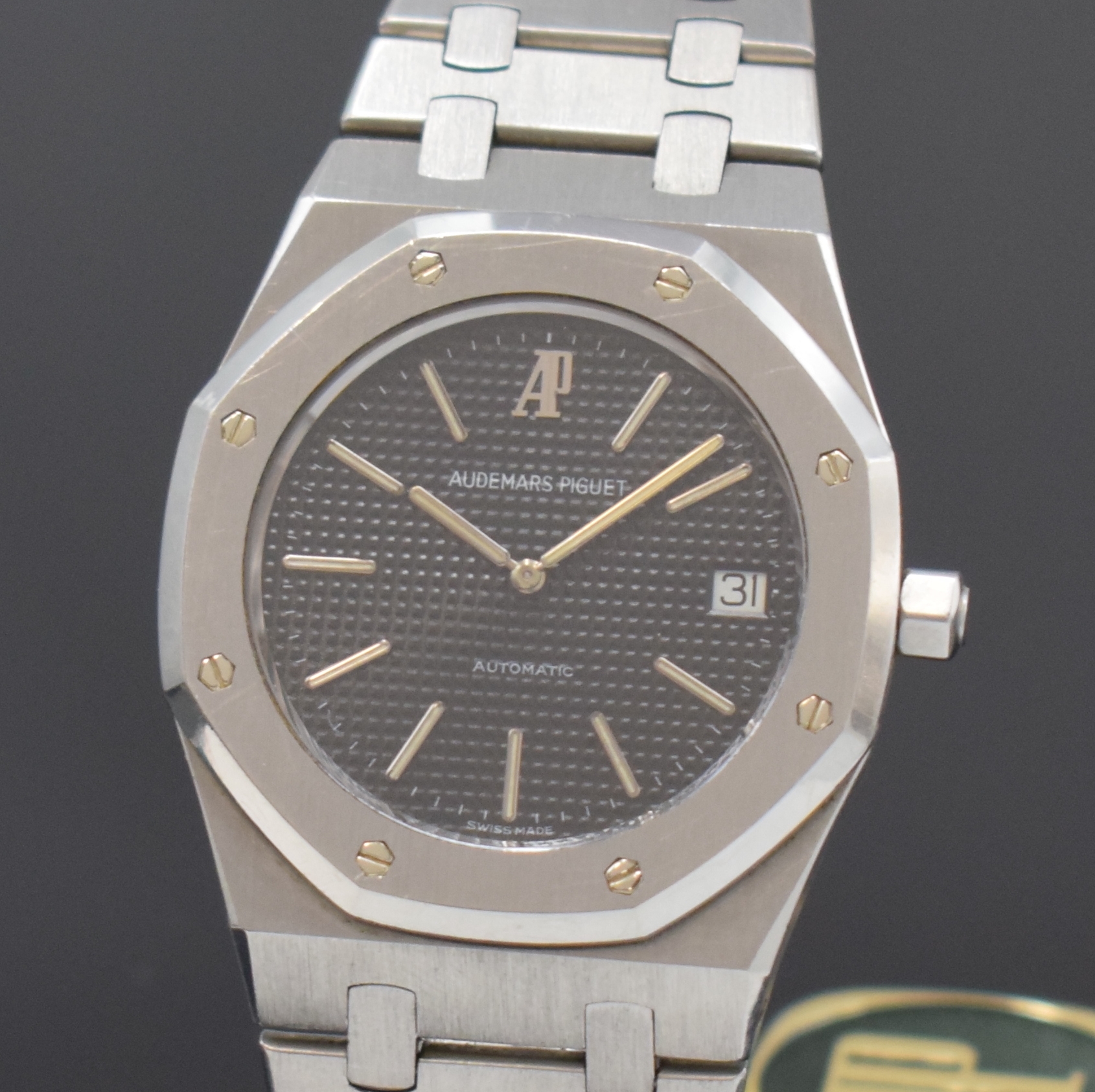 Detail a: AUDEMARS PIGUET seltene Herrenarmbanduhr Royal Oak Jumbo "B-SERIE" in Edelstahl Referenz 5402 ST, Automatik, Schweiz um 1988, Design von ...