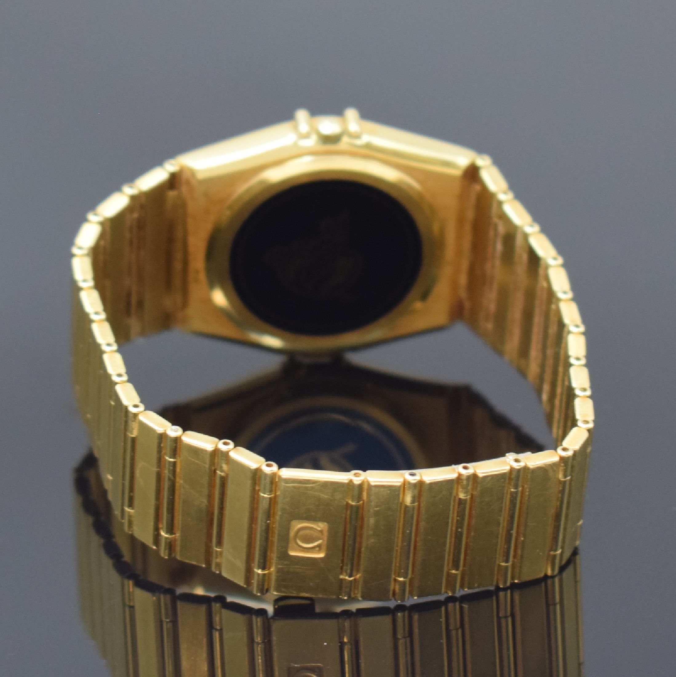 Detail b: OMEGA Constellation seltene Armbanduhr in GG 750/000 mit original Brillantbesatz Referenz 496.1070, Schweiz 1980er Jahre, quarz, Boden mit ...