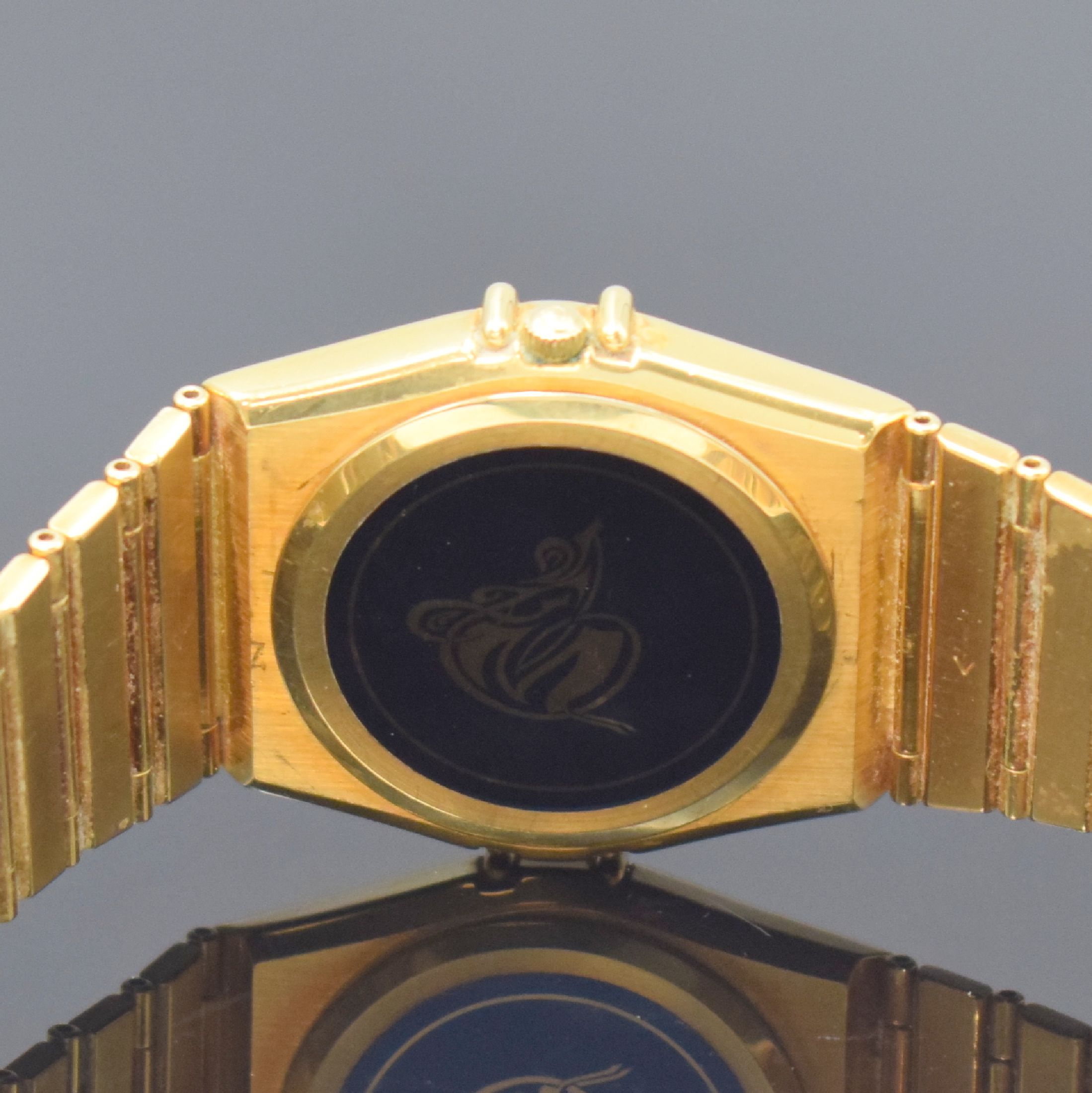 Detail d: OMEGA Constellation seltene Armbanduhr in GG 750/000 mit original Brillantbesatz Referenz 496.1070, Schweiz 1980er Jahre, quarz, Boden mit ...