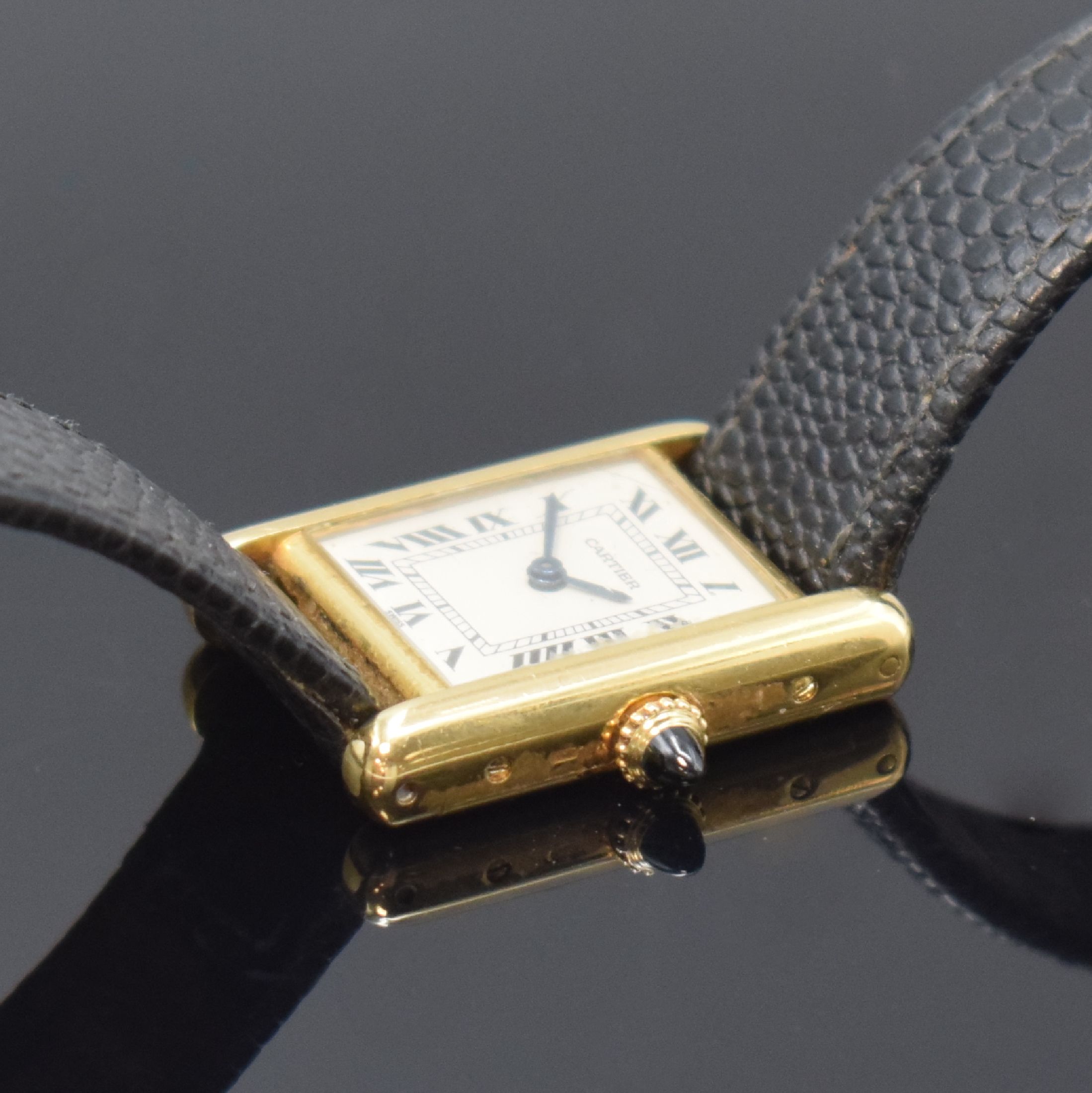 Detail b: CARTIER Tank Damenarmbanduhr in GG 750/000, Schweiz um 1980, Handaufzug, rechteck. Geh., seitl. 4-fach verschr., Schmuckkrone, versilb. Zifferbl. m. ...