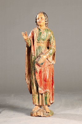 Image 26725070 - Saint sculpture, southern German, 2nd half of the 18th century, carved wood, standing representation with book and gesture of instruction, remains of old version in green and red, curly hair, signs of age, 2 fingers missing, one present, height approx. 74cm