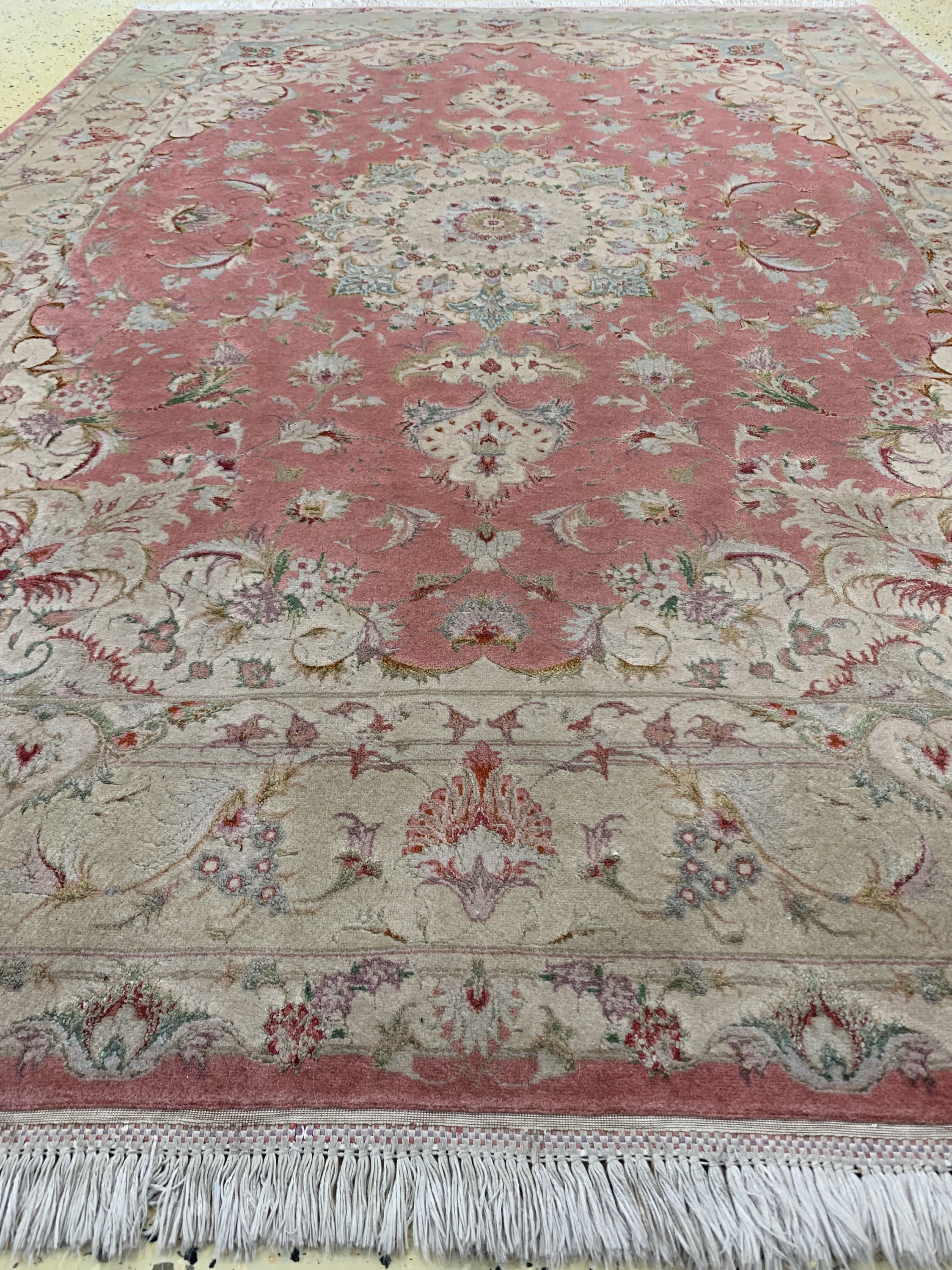Detail d: Täbriz fein(50 Raj), Persien, ca. 50 Jahre,Korkwolle mit Seide, ca. 220 x 155 cm, Reinigungsbedürftig, EHZ: 2