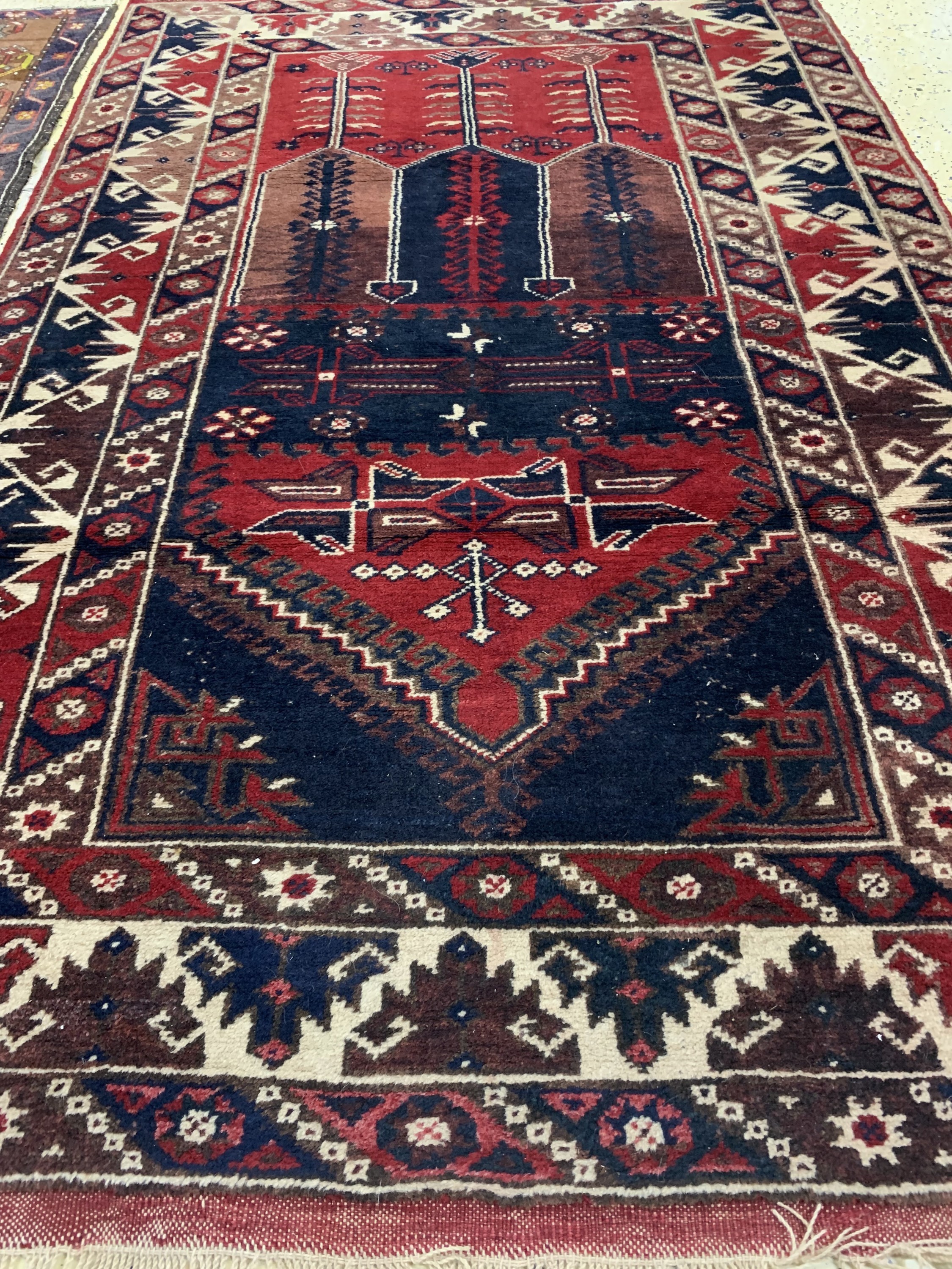 Detail c: 3 Lots Türkische Brücken, ca. 60 Jahre, Wolle auf Wolle, ca. 190 x 130 cm, EHZ: 2-3
