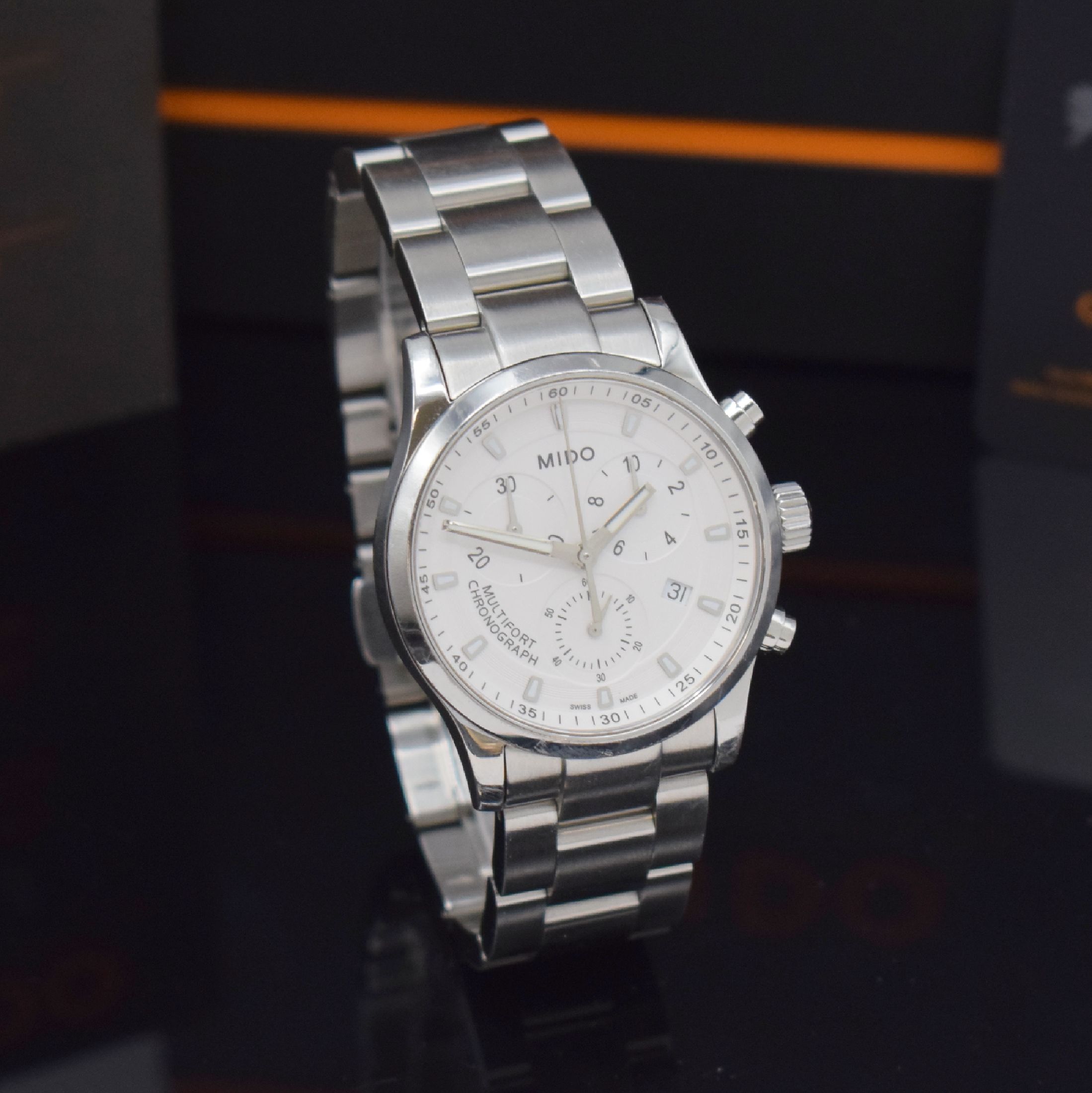 Detail c: MIDO Multifort Armbandchronograph in Stahl, Schweiz verk. lt. beil. Pap. 09/2020, quarz, Boden u. Krone verschr., orig. Gliederband m. dopp. ...