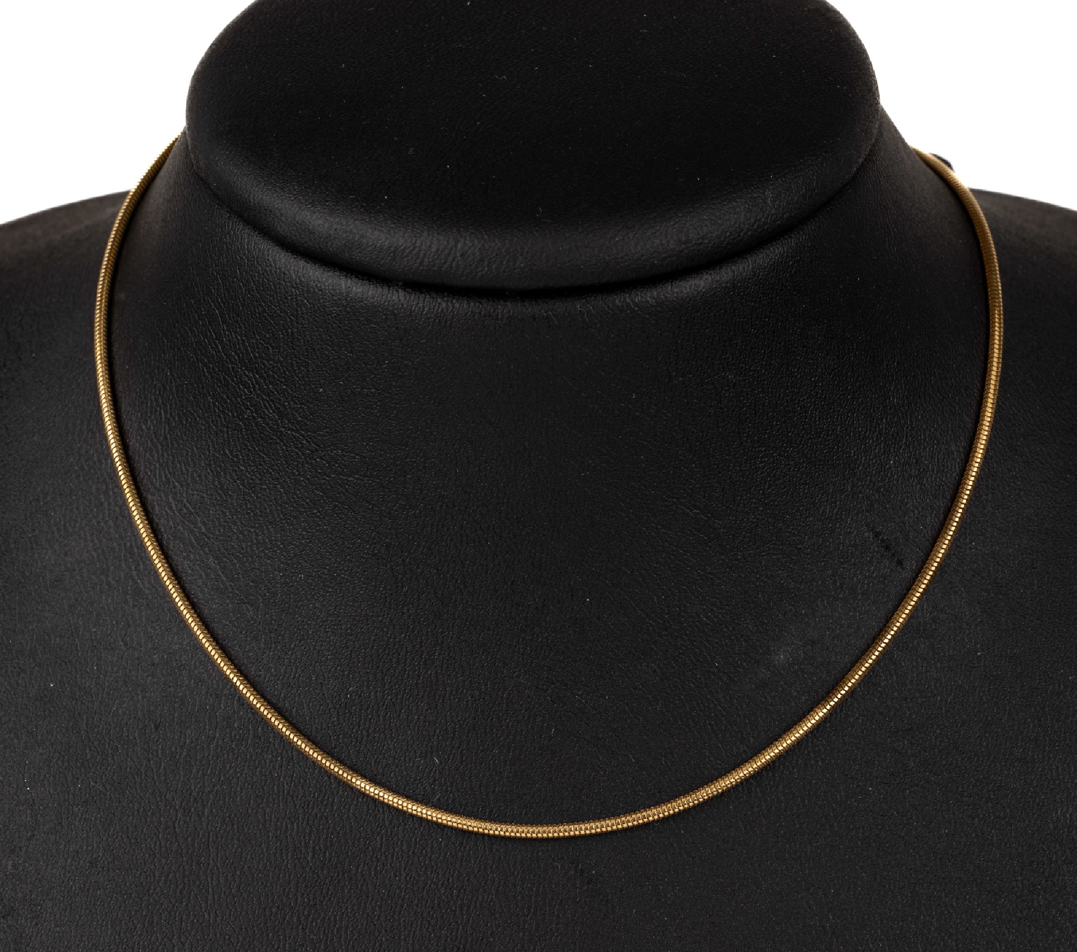 18 kt Gold Schlangenkette, GG 750/000, L. ca. 43.5 cm, Karabinerschließe, ca. 5.5 g