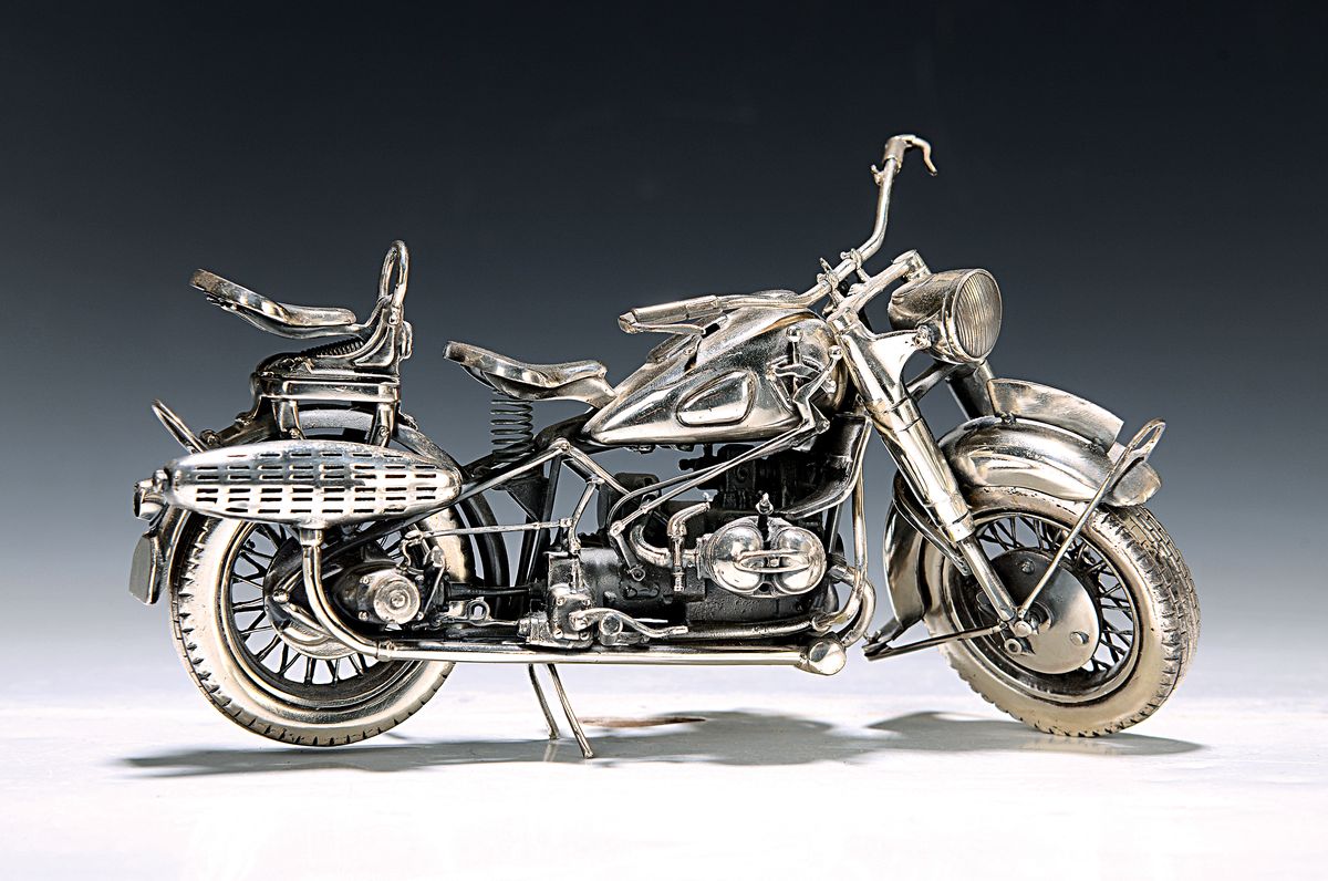 Silbernes Motorrad-Modell, BMW R 75 Medusa Oro, Italien, 925er Silber, wohl 70er Jahre, detailreiche Ausarbeitung, vermutlich Oro Medusa, 10 x 22.5 ...