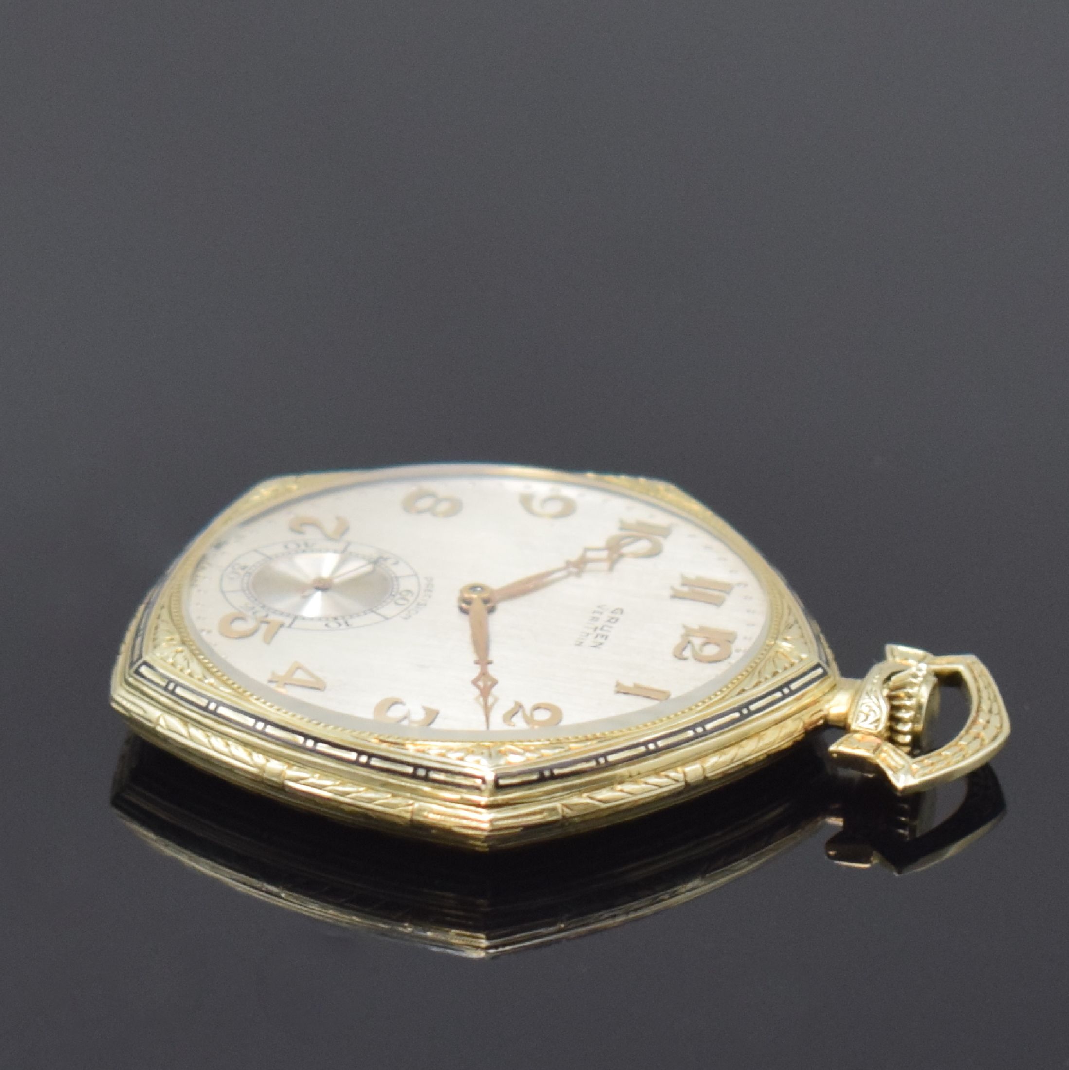 Detail b: GRUEN VeriThin hochwertige 5-eckige Taschenuhr in GG 585/000, Schweiz / USA um 1935, 3- teil. Geh., Boden u. Glasrand aufgedr., tief- grav. Rand ...