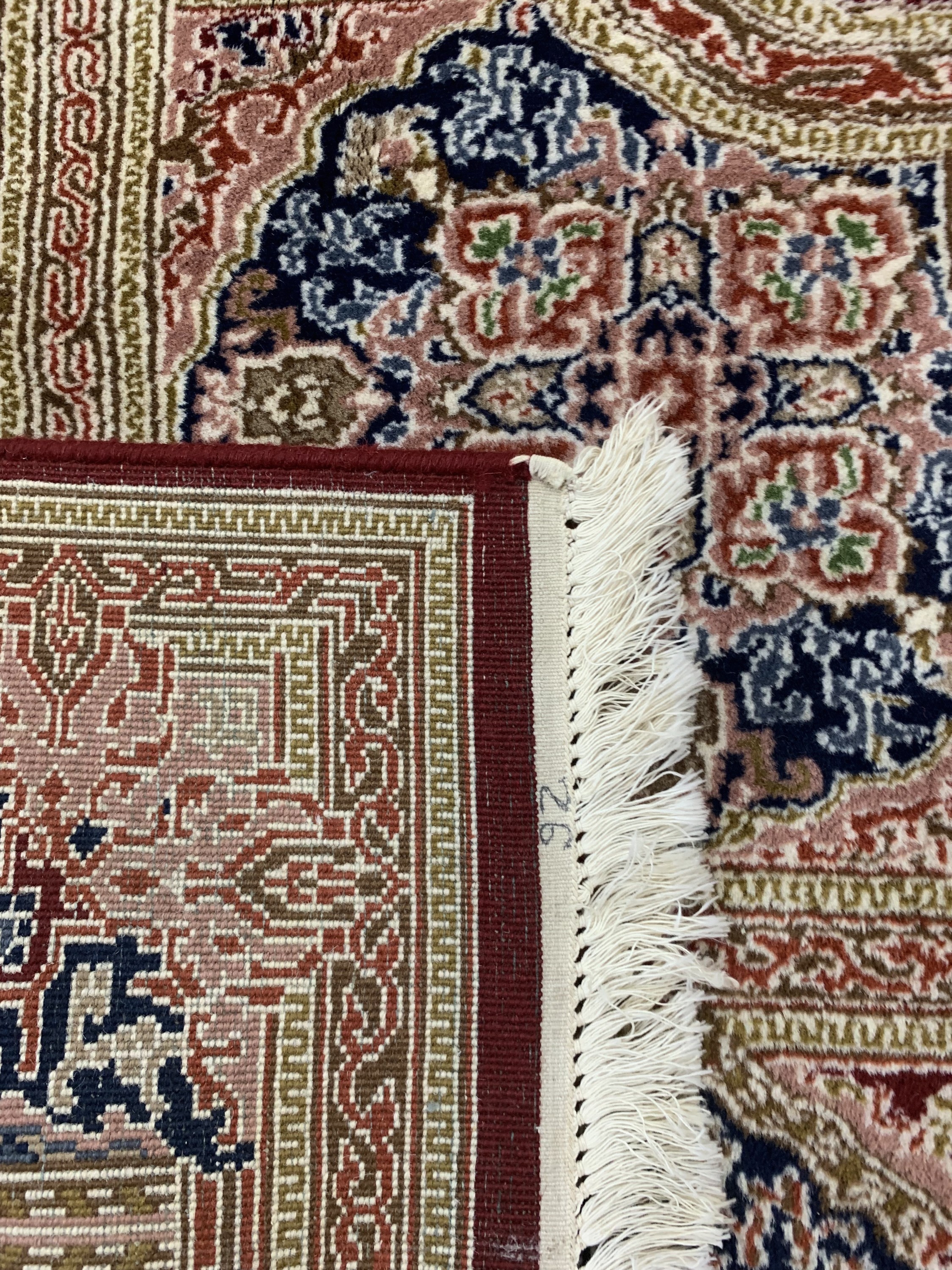 Detail e: Indo Kerman, Indien, ca. 40 Jahre, Wolle auf Baumwolle, ca. 290 x 200 cm, EHZ: 2