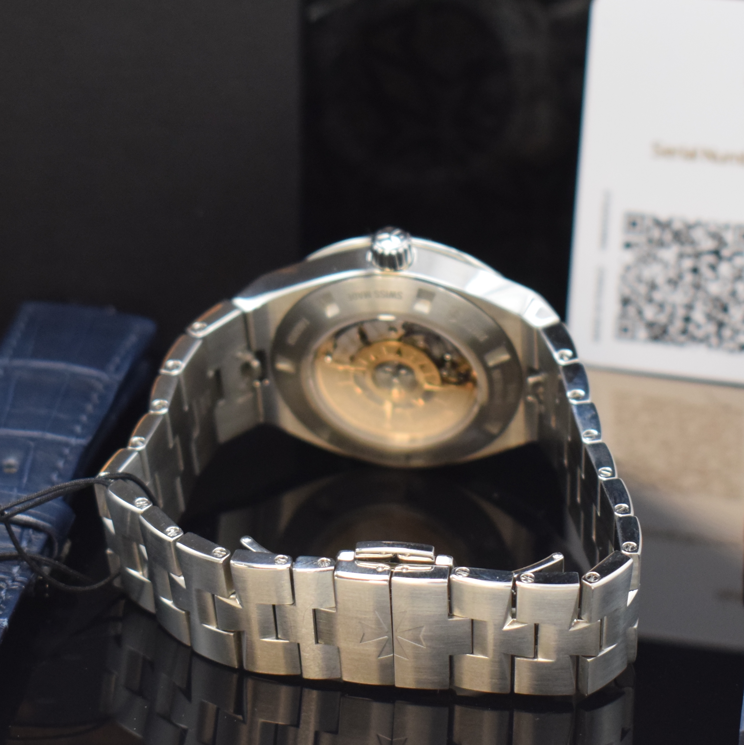 Detail b: VACHERON & CONSTANTIN Damenarmbanduhr Serie Overseas Referenz 2305V/100A-B170, Automatik, Edelstahlgeh. inkl. Gliederband m. dopp. Faltschl., zus. ...