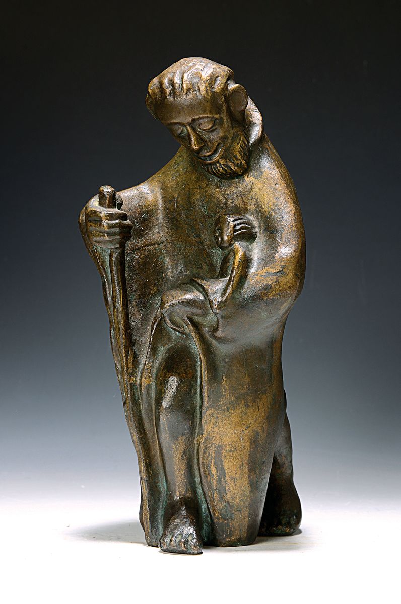 Heinz Bentele, 1902 - 1983 Köln, war ein in Herchen tätiger Bildhauer, Bronzeskulptur: Heiliger Christopherus mit dem Jesusknaben, rückseitig ...