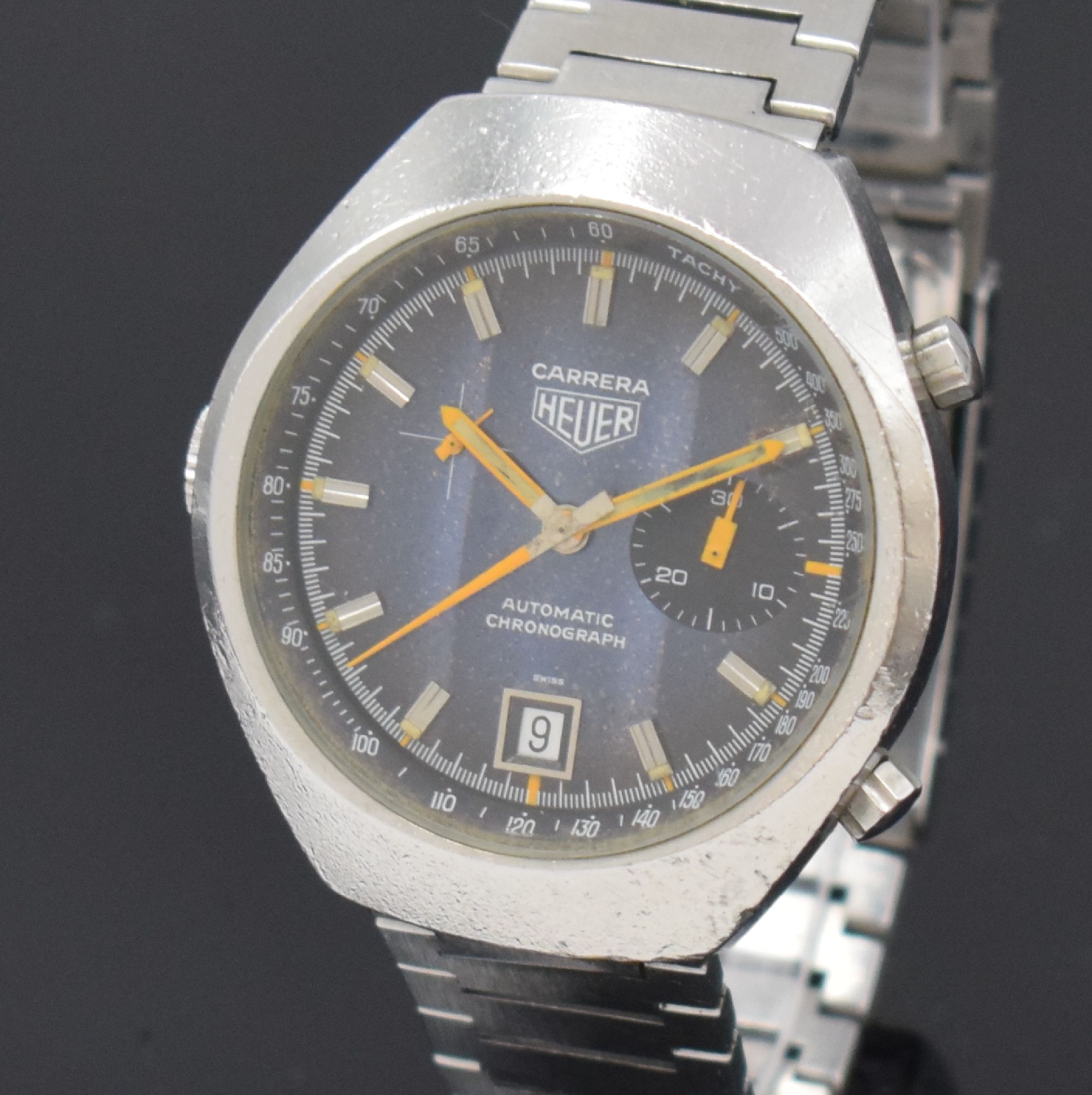 Detail a: HEUER Armbandchronograph Carrera Referenz 150.573 B, Automatik, Schweiz um 1974, verschr. Edelstahlgeh. inkl. orig. Gliederband m. Faltschl., orig. ...