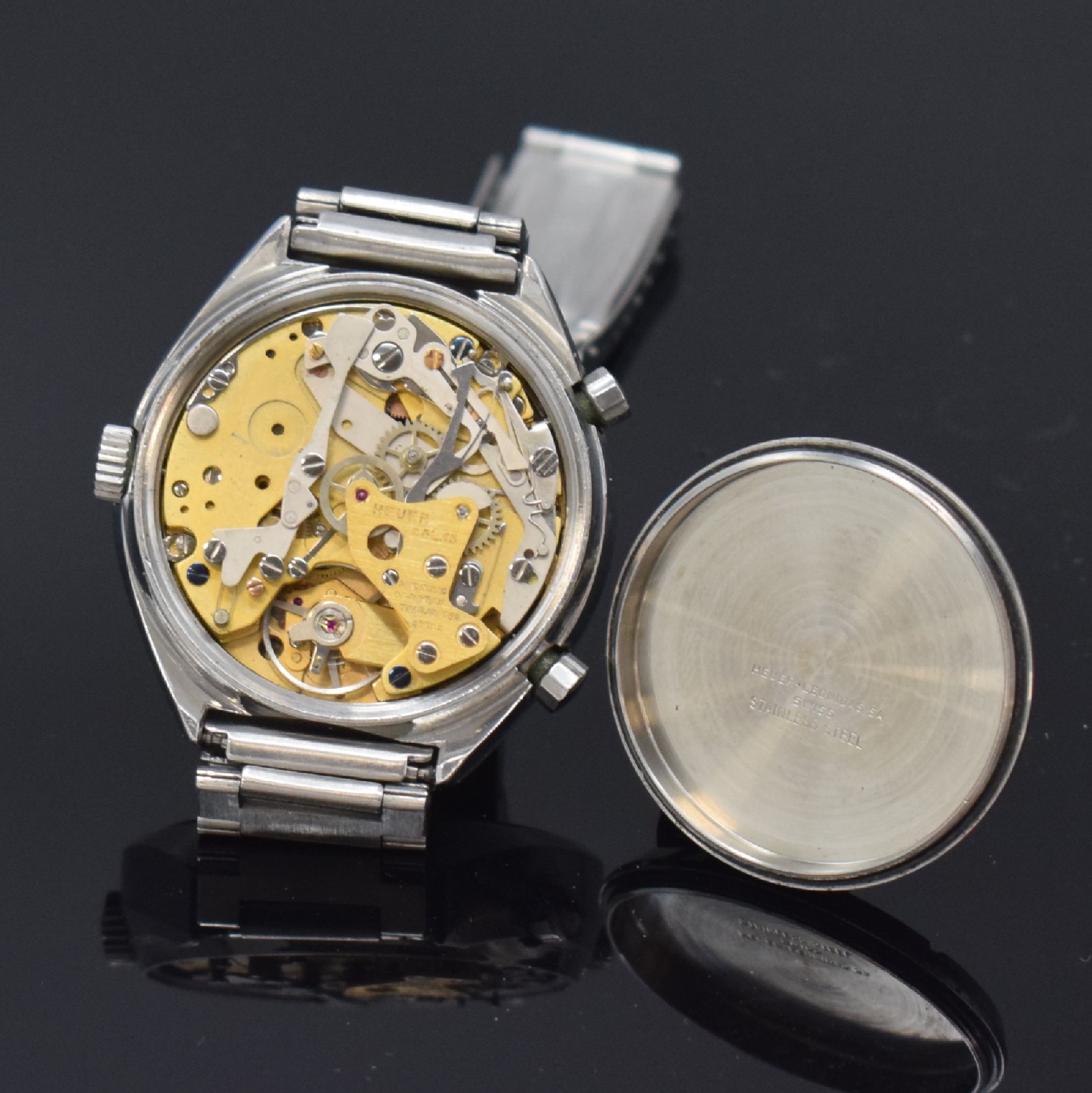 Detail d: HEUER Armbandchronograph Carrera Referenz 150.573 B, Automatik, Schweiz um 1974, verschr. Edelstahlgeh. inkl. orig. Gliederband m. Faltschl., orig. ...