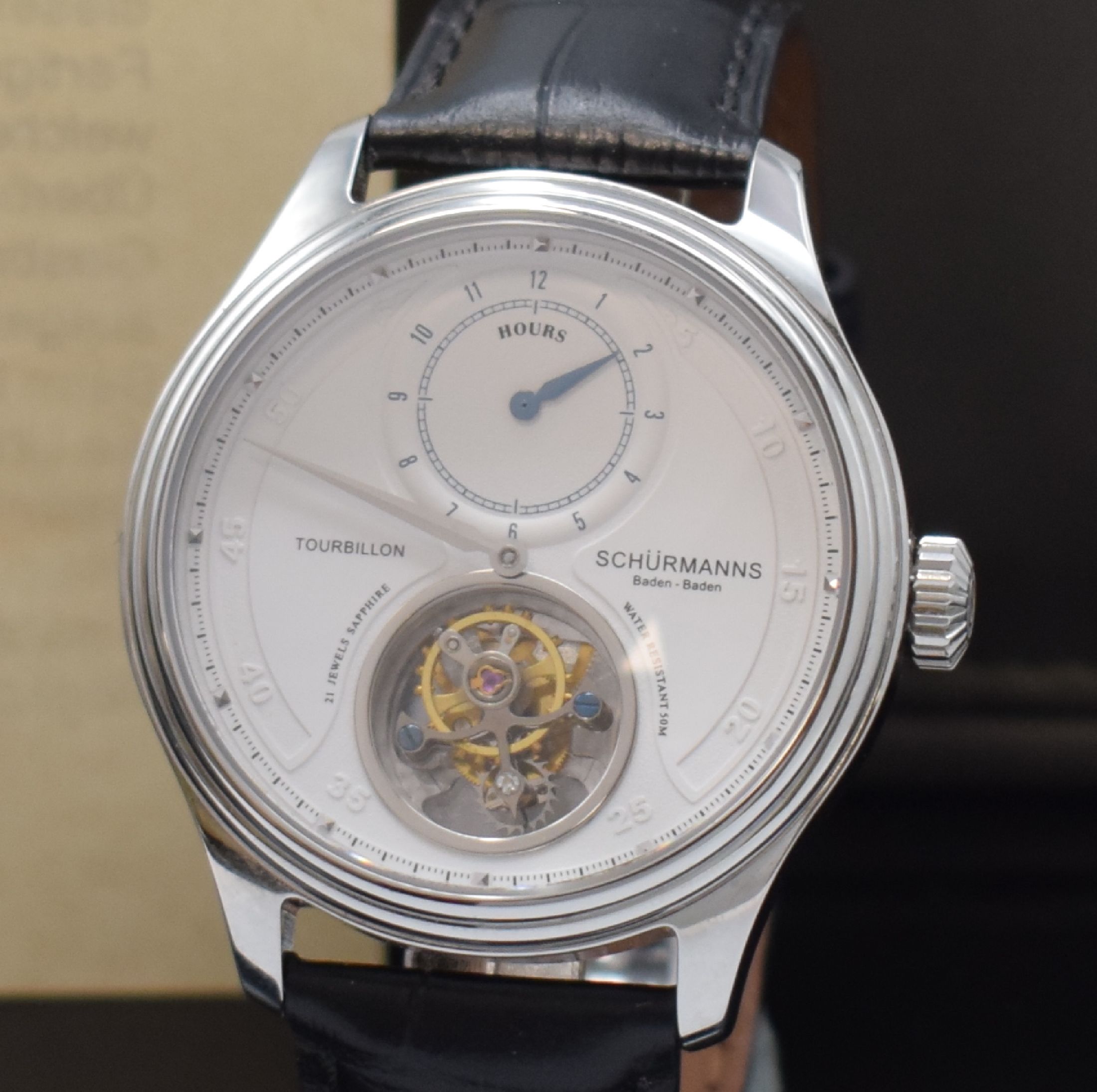 Detail a: SCHÜRMANNS Baden Baden Tourbillon Herrenarmbanduhr in Stahl, Deutschland verk. lt. beil. Garantie 06/2021, Handaufzug, beids. vergl. Geh. inkl. ...