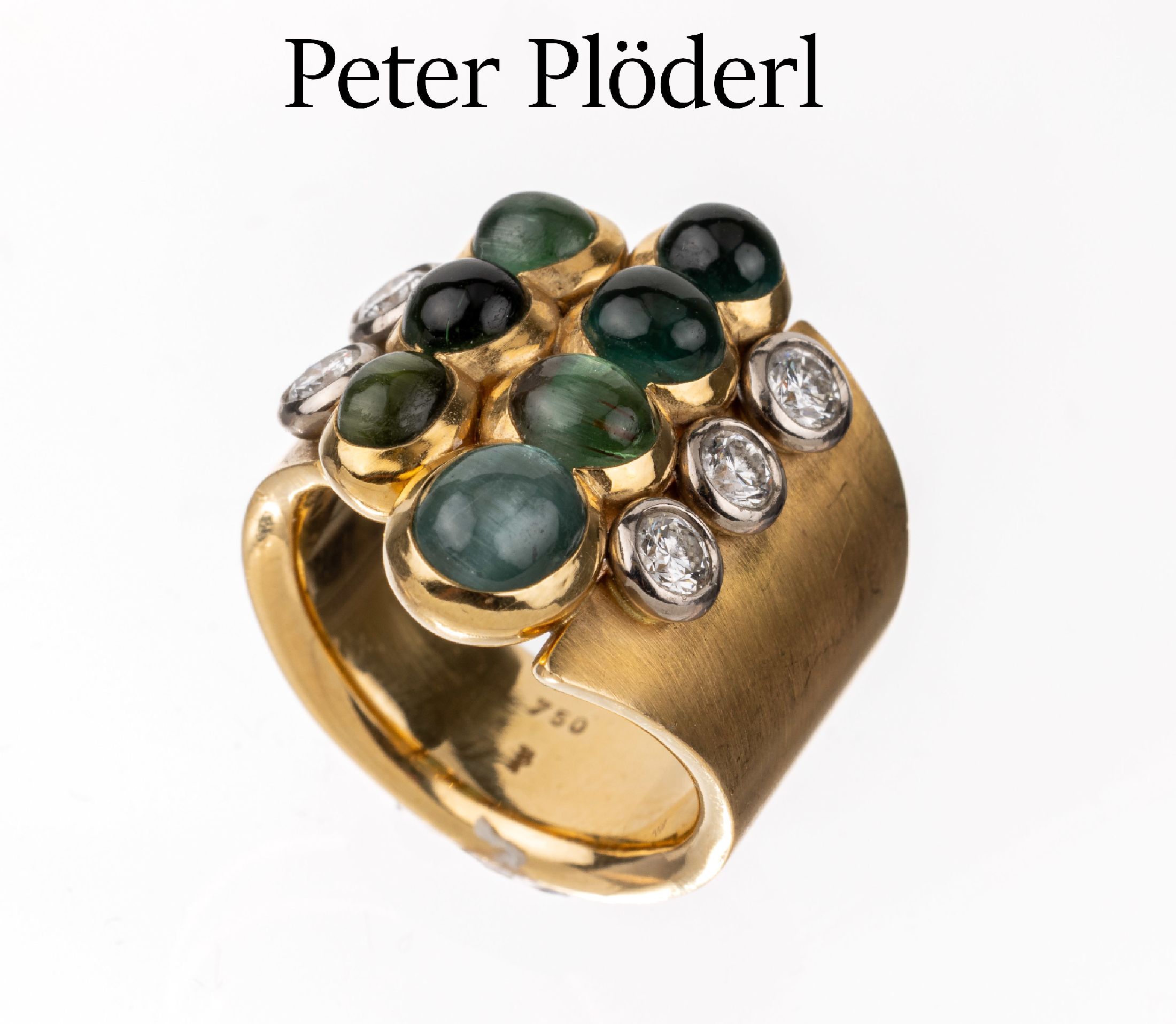18 kt Gold Turmalin-Brillant-Ring, GG/WG 750/000, Hersteller Peter Plöderl/Mannheim, massive Ausführung, 7 Turmalin-Cabochons zus. ca. 5.50 ct, 5 ...