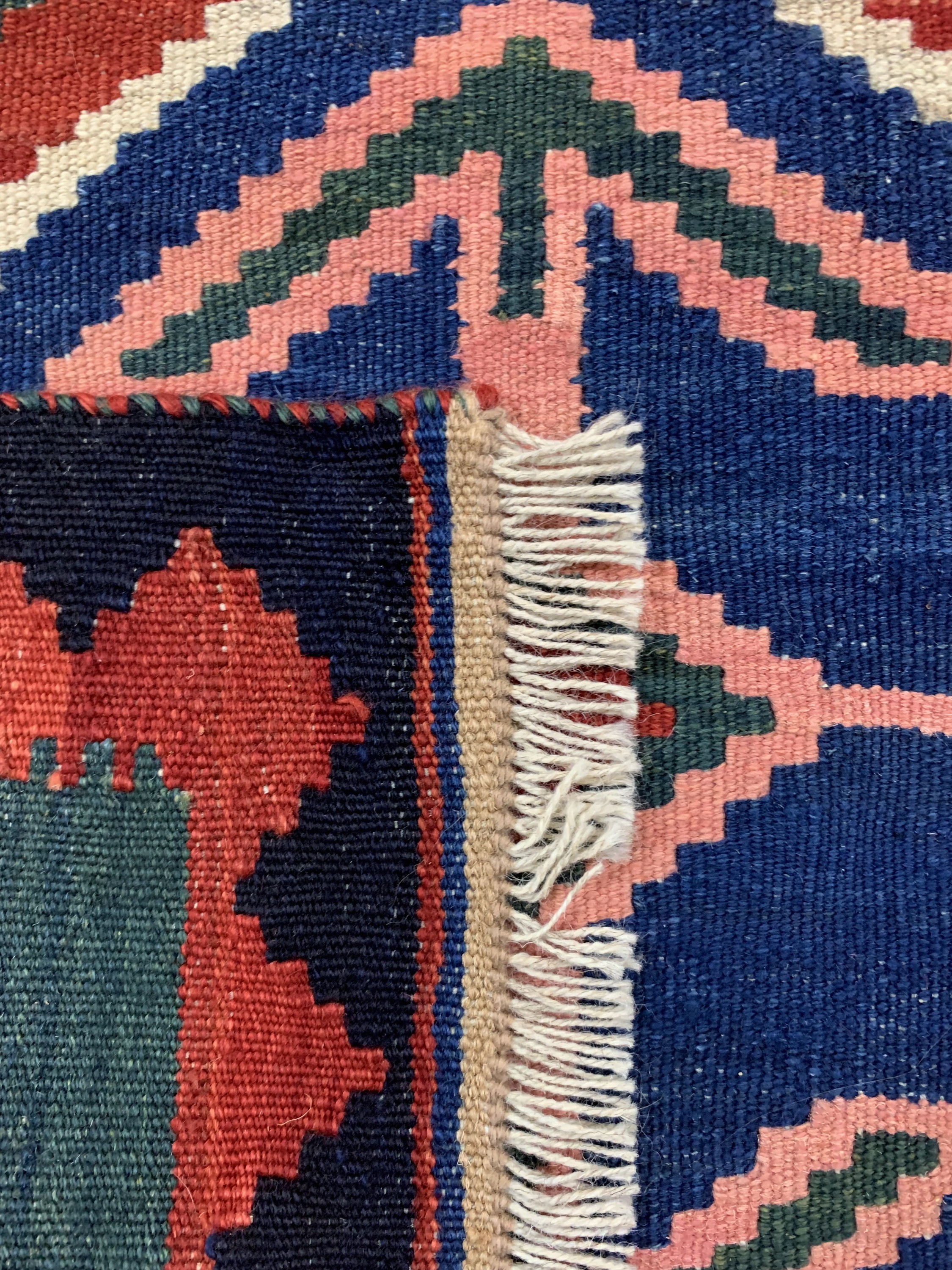 Detail f: Gabbeh Kelim"Galerie", Persien, ca. 50 Jahre, Wolle auf Wolle, ca. 520 x 82 cm, EHZ: 1-2